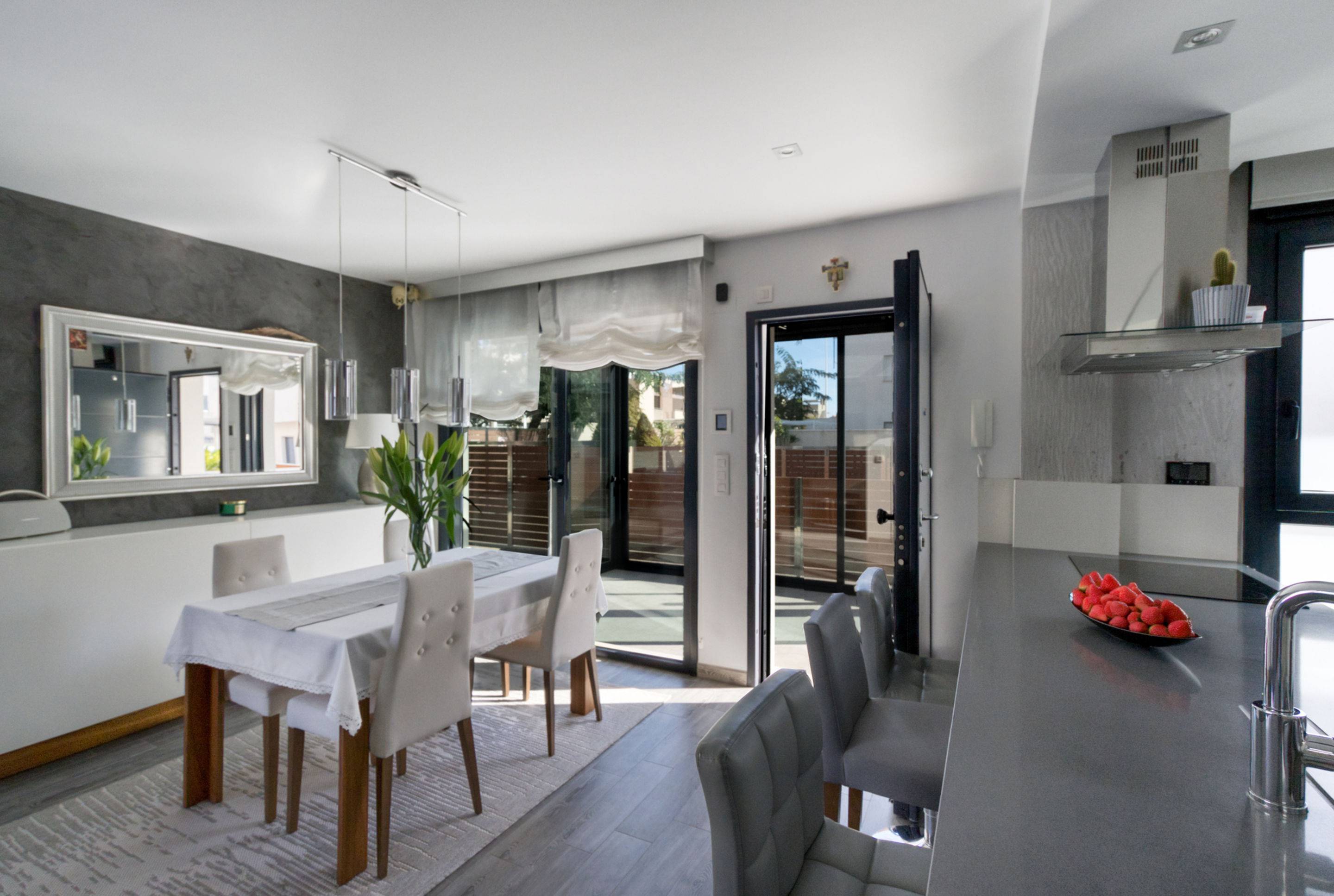 Garden in villa for sale in Torrevieja