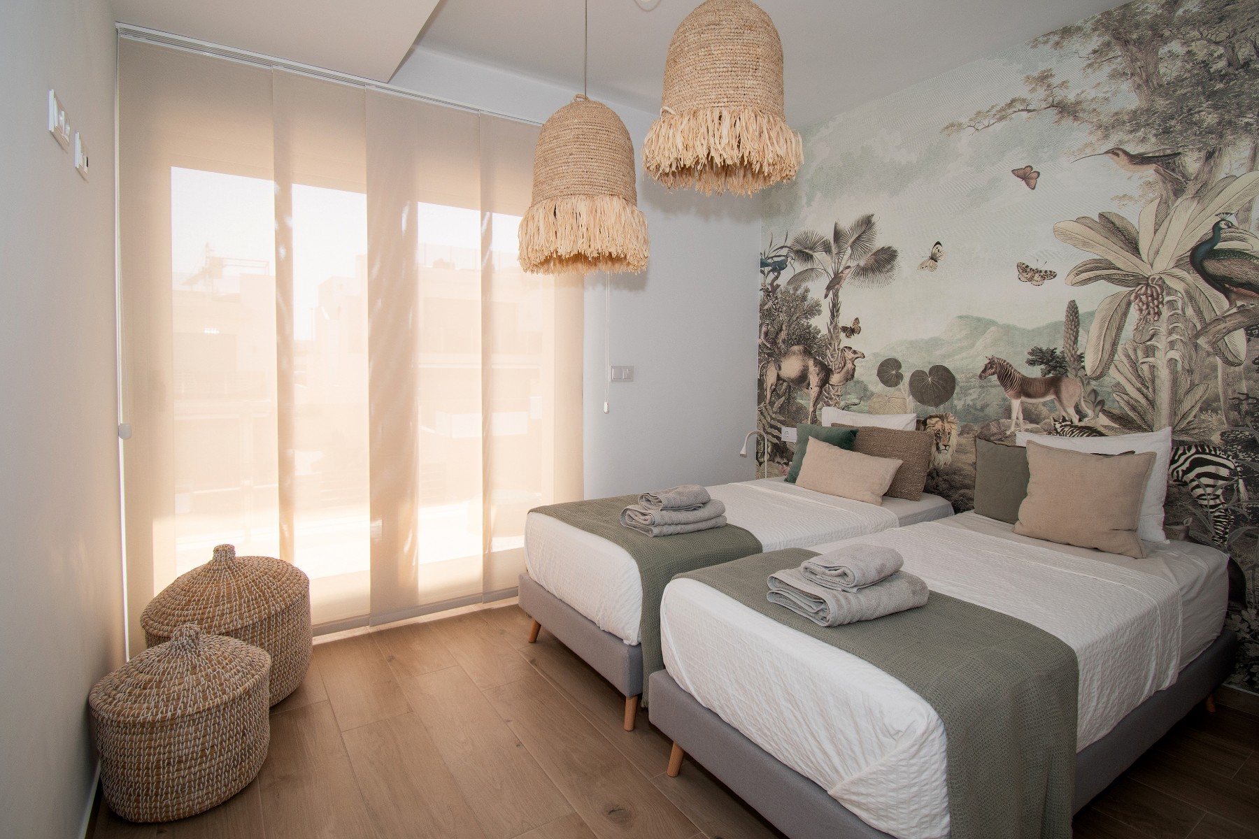 Bedroom in villa for sale in Orihuela Costa