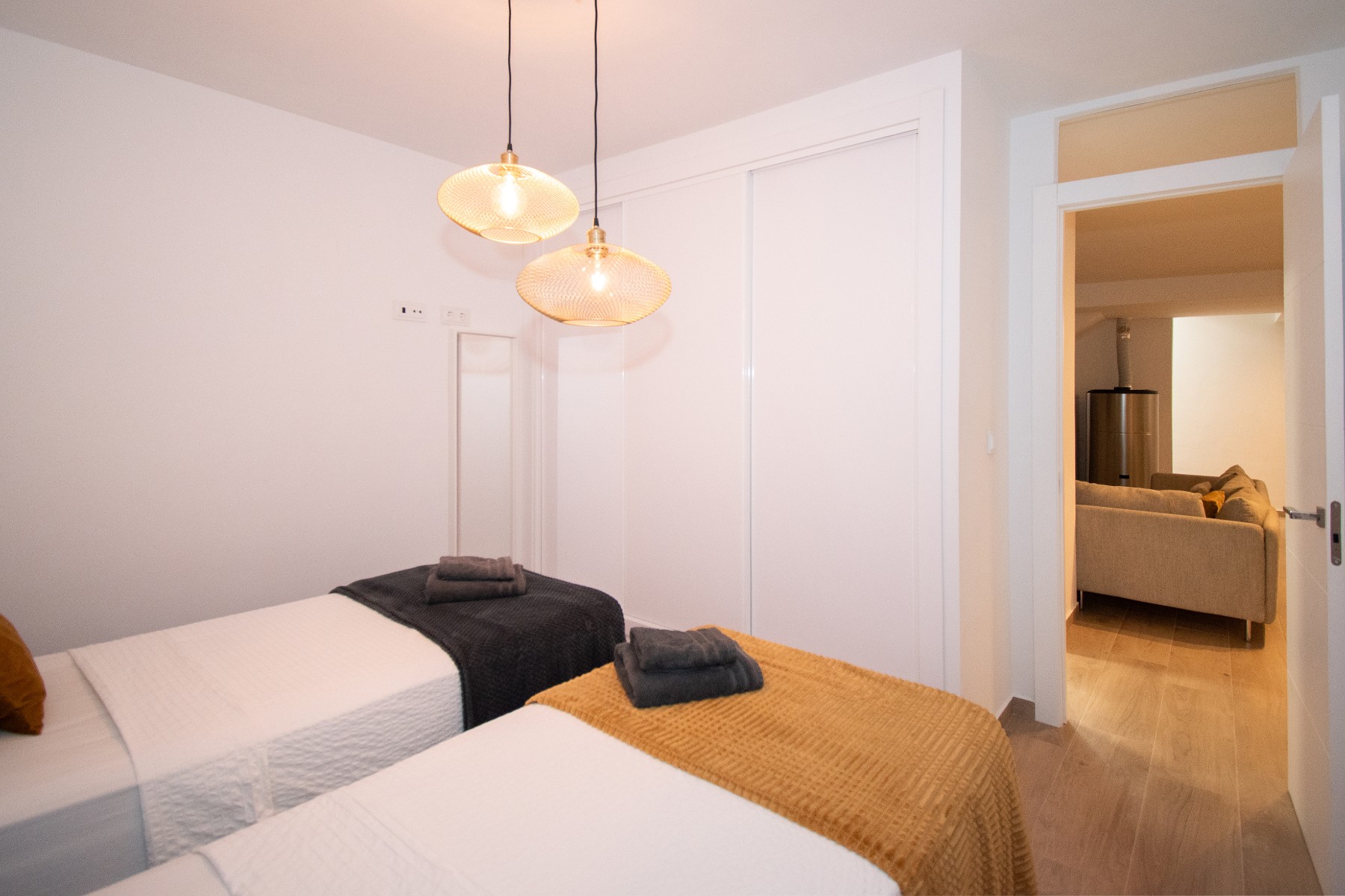 Bedroom in villa for sale in Orihuela Costa