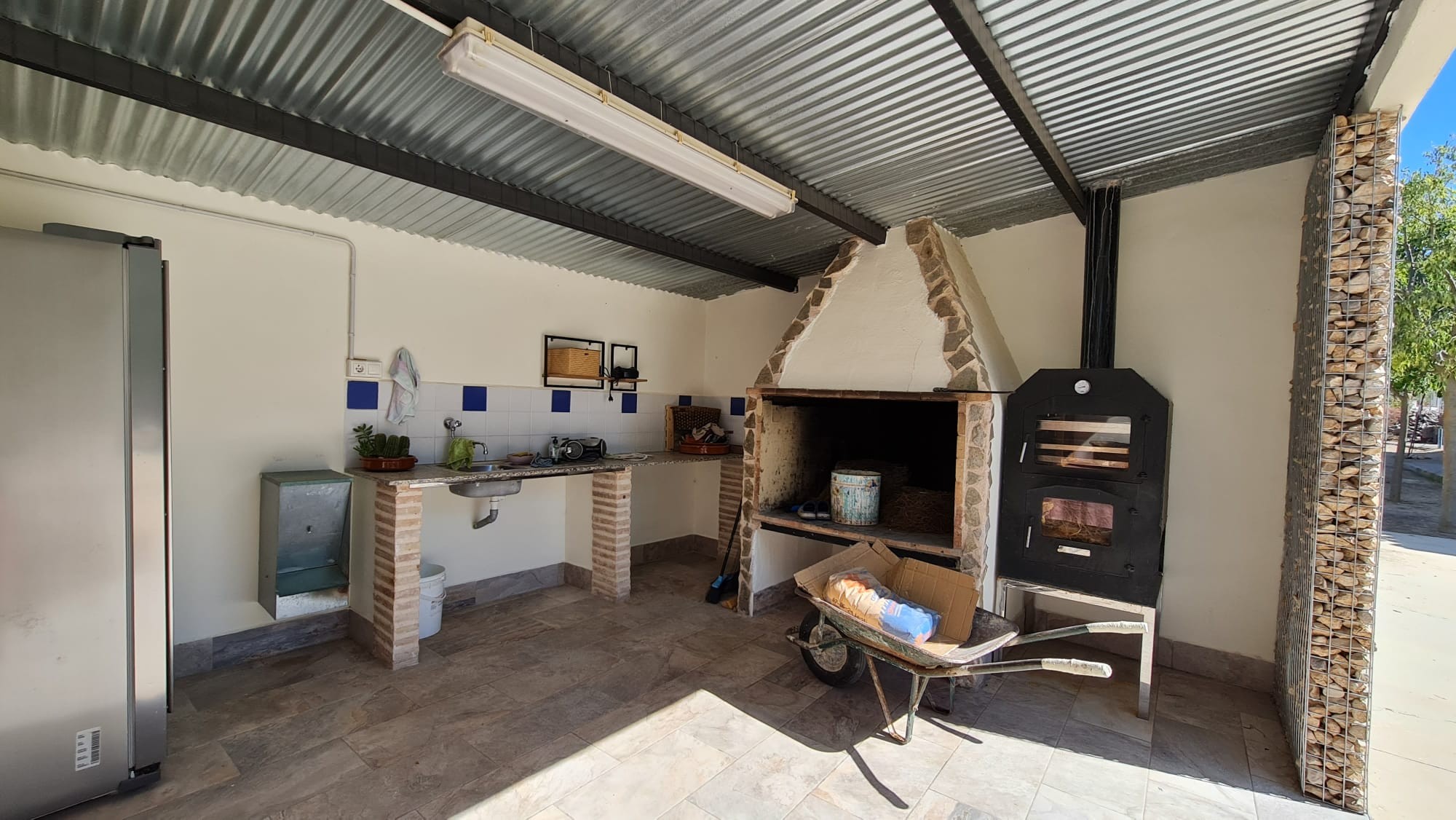 Bathroom in villa for sale in Yecla