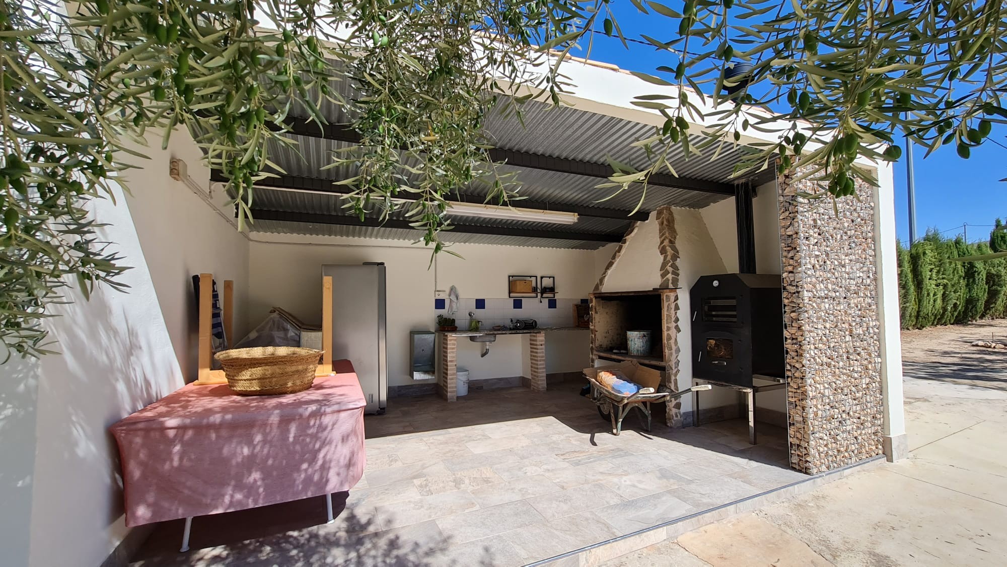 Terrace in villa for sale in Yecla
