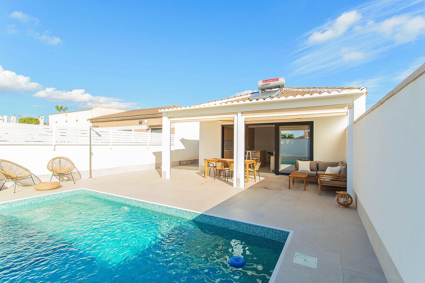 Bathroom in terraced for sale in Torrevieja