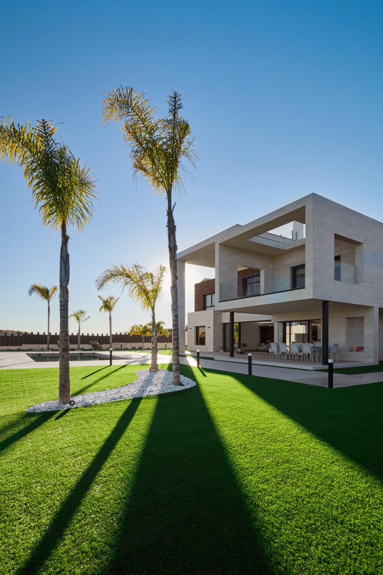 Dining area in villa for sale in Molina De Segura