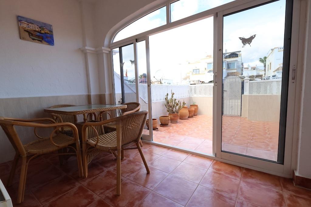 Garden in bungalow for sale in Torrevieja
