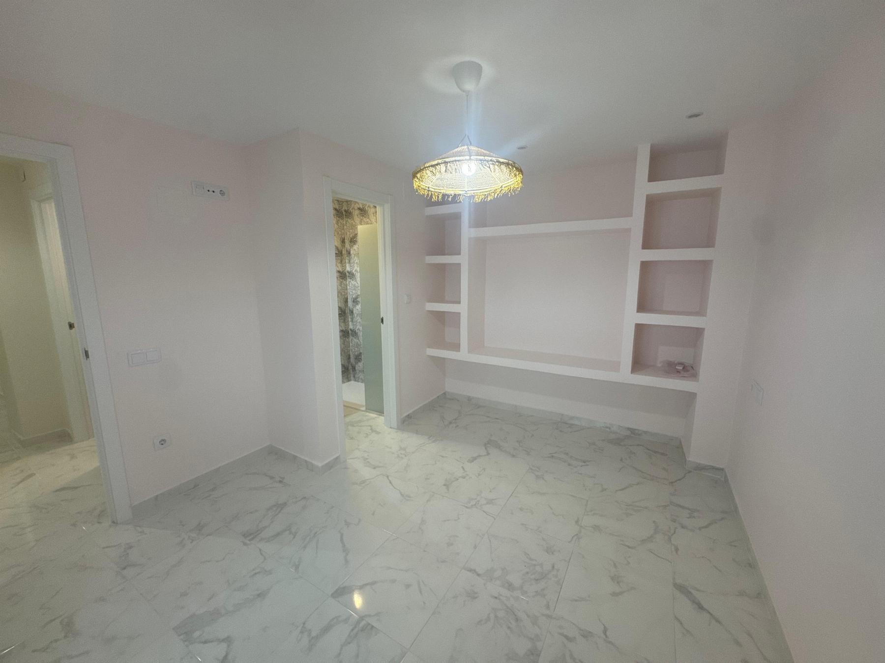 Terrace in apartment for sale in Torrevieja