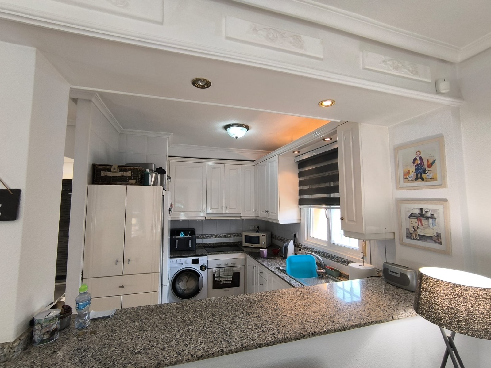 Master bedroom in villa for sale in El Raso