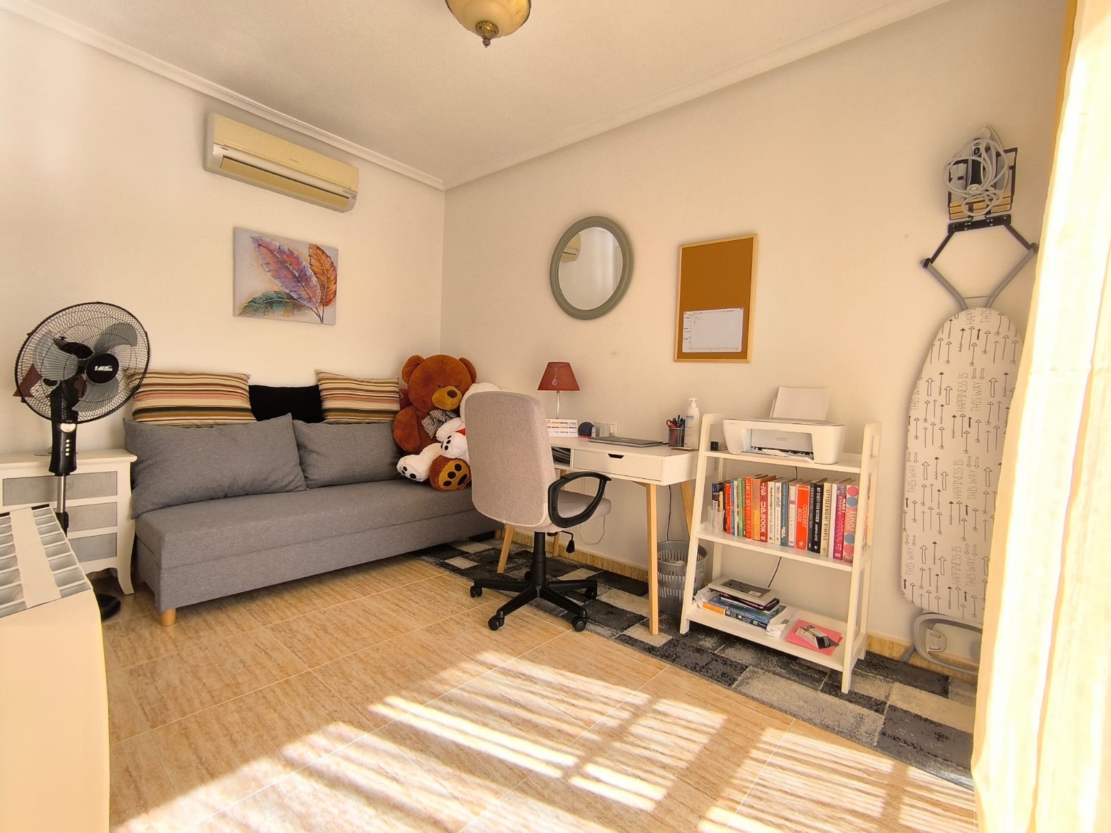Garden in villa for sale in El Raso