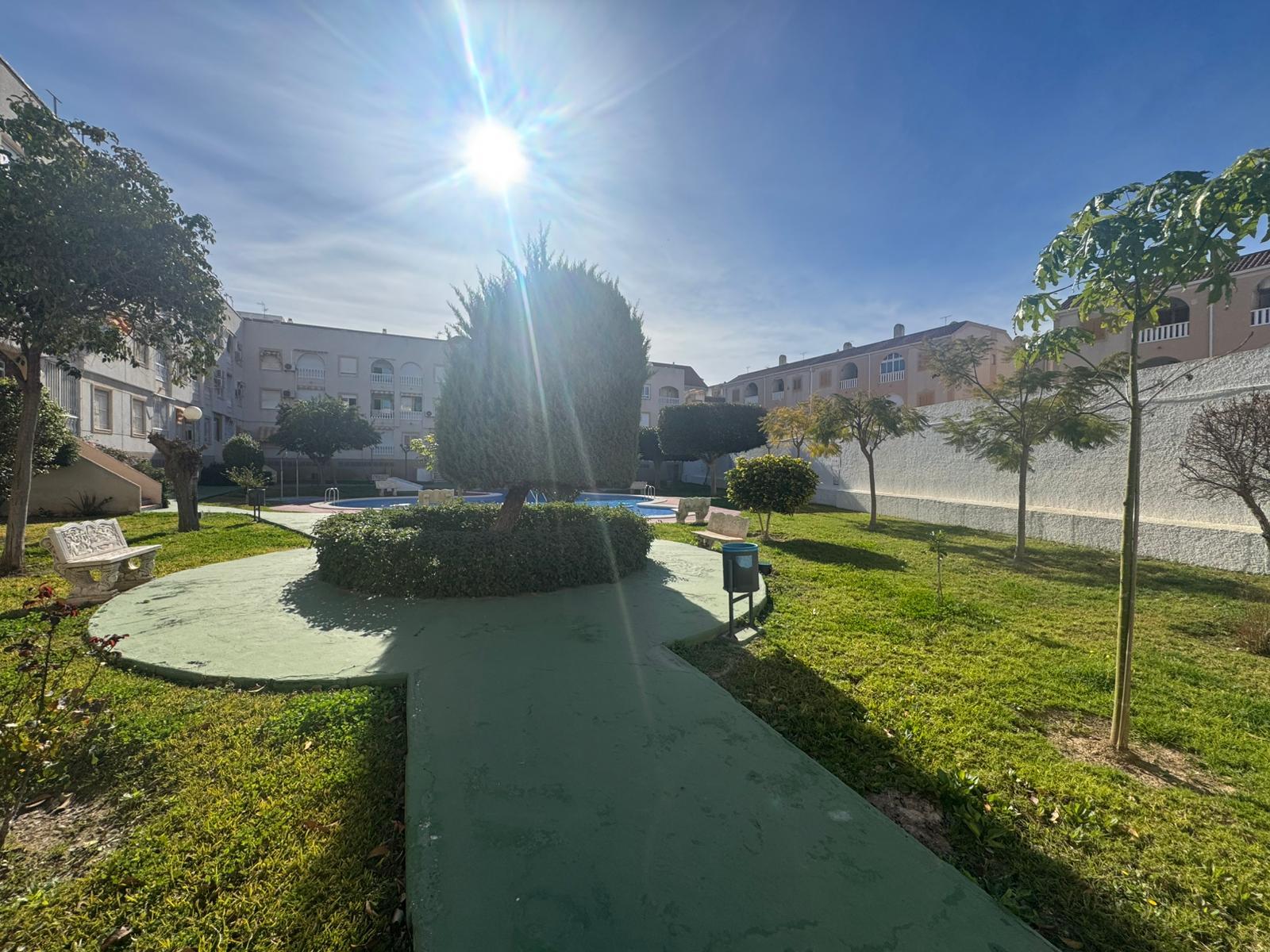 Bedroom in apartment for sale in Torrevieja