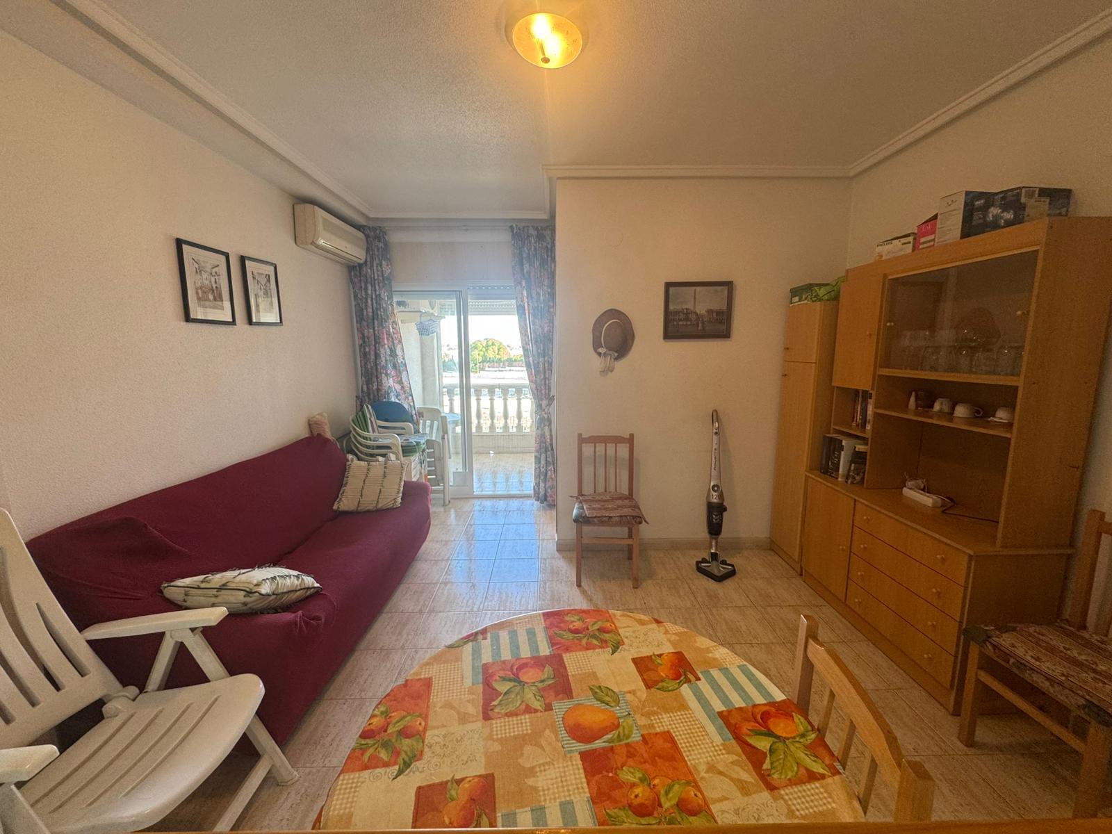 Live the Mediterranean lifestyle in comfort in this cosy 67 m² apartment located in one of the most