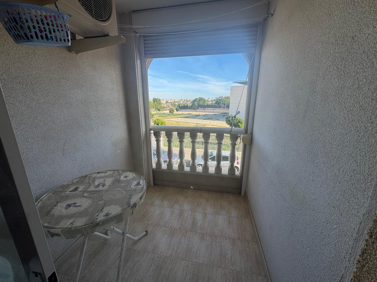 Live the Mediterranean lifestyle in comfort in this cosy 67 m² apartment located in one of the most