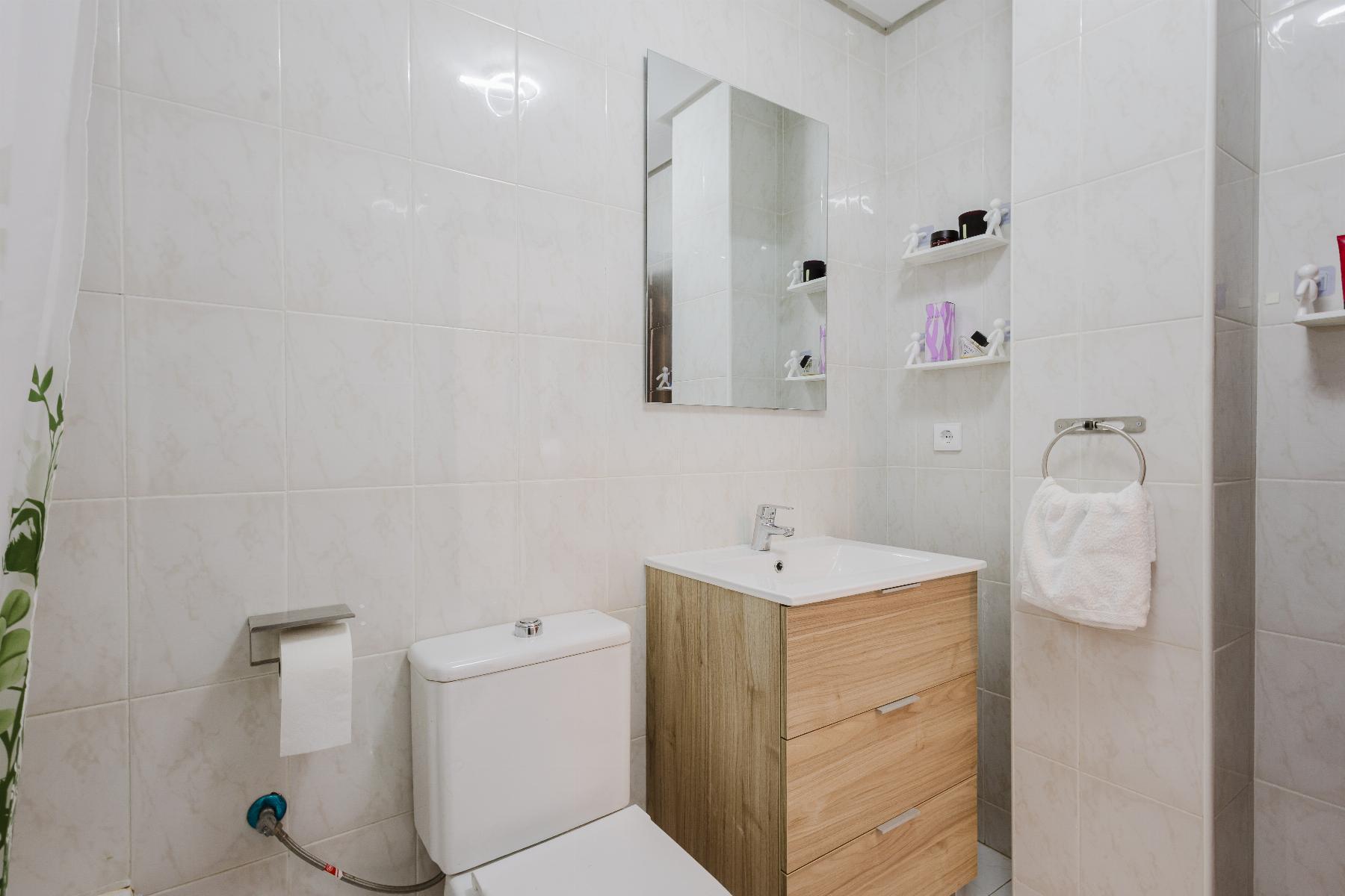 Bathroom in apartment for sale in San Miguel de Salinas