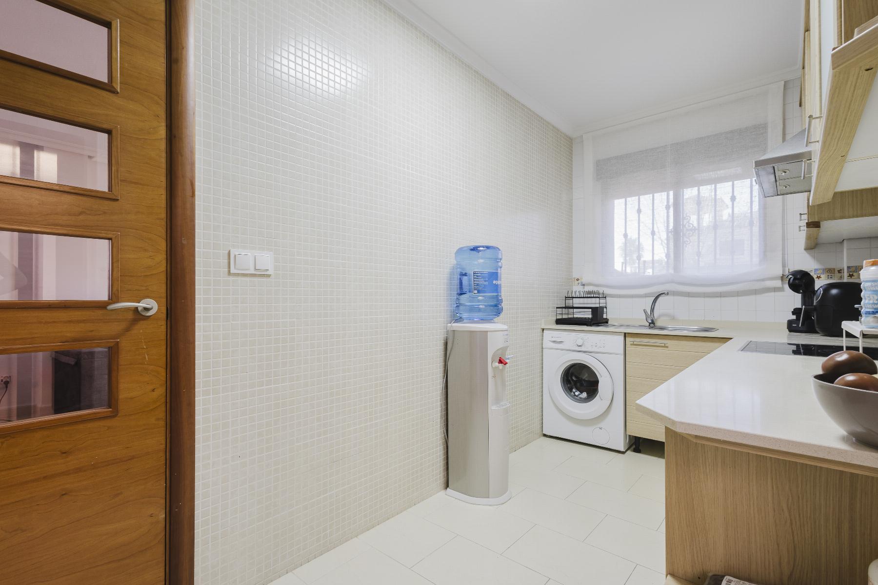 Kitchen in villa for sale in Torrevieja