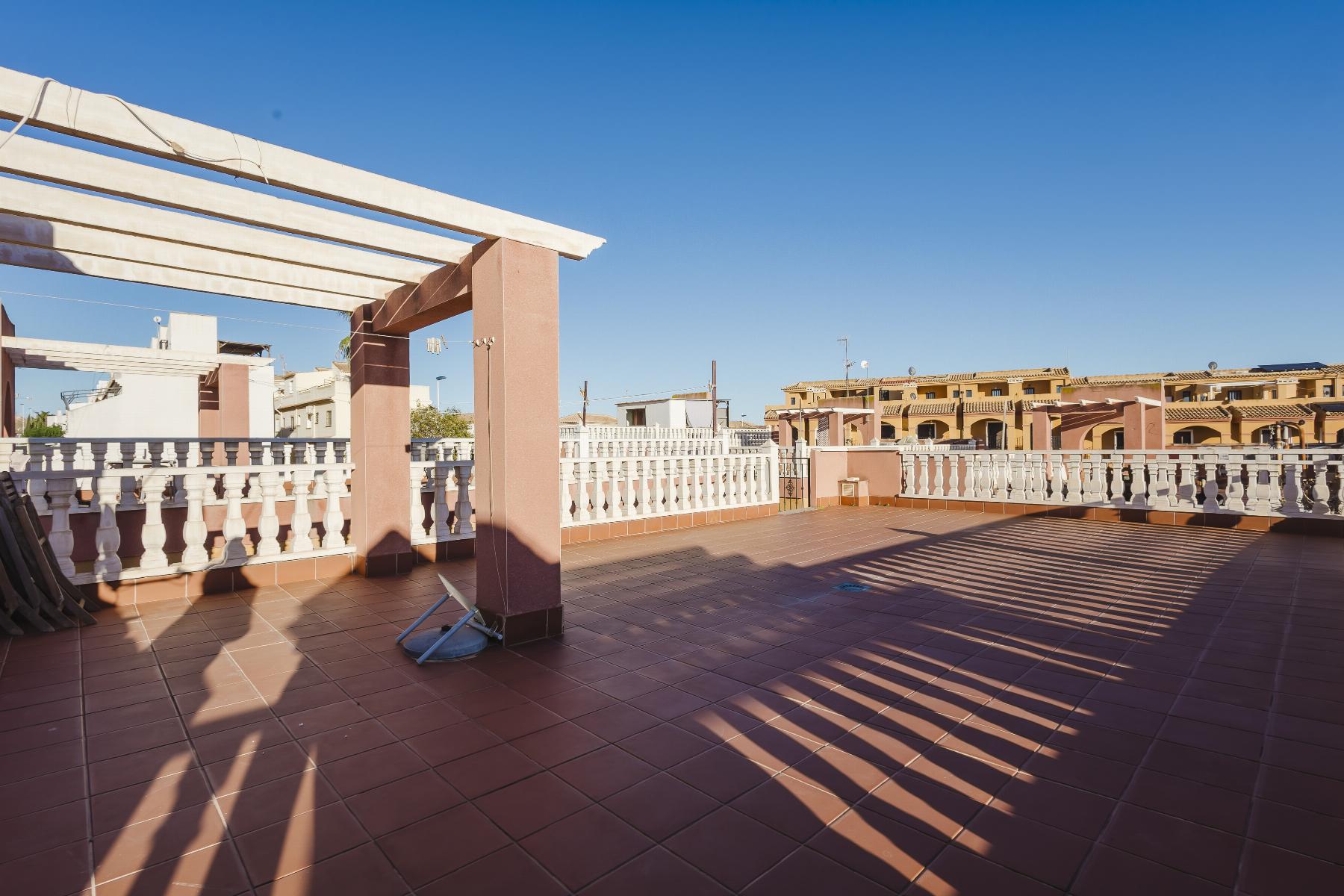 Terrace in villa for sale in Torrevieja