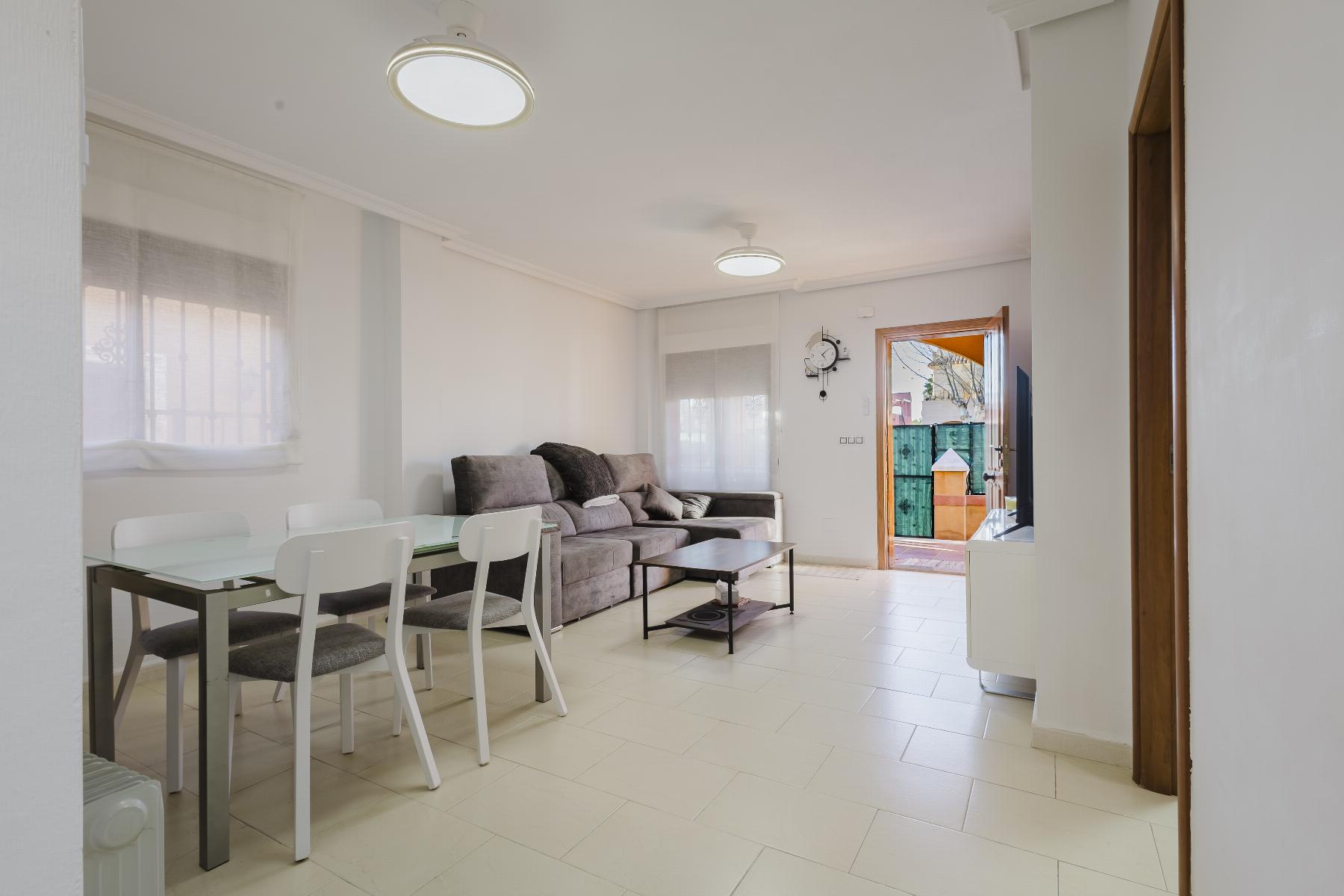 Garden in villa for sale in Torrevieja