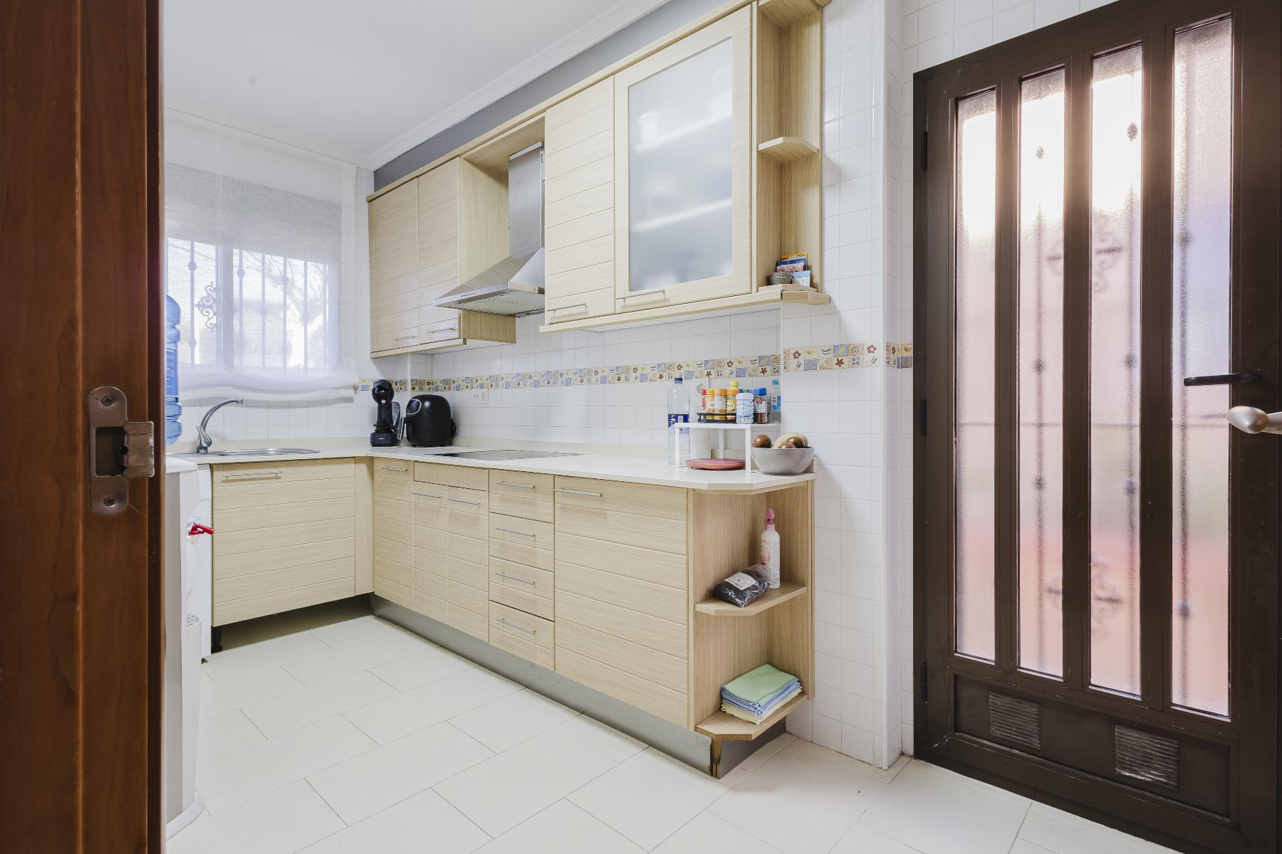 Dining area in villa for sale in Torrevieja
