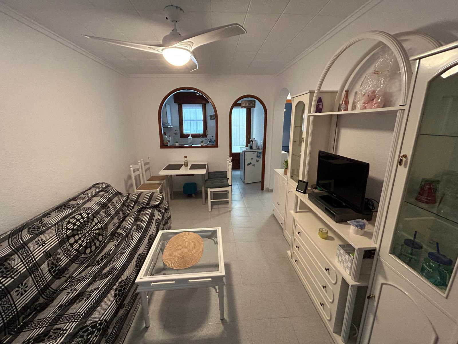 Bedrooms: 2, Bathrooms: 1, Town House in Torrevieja, Alicante, Spain