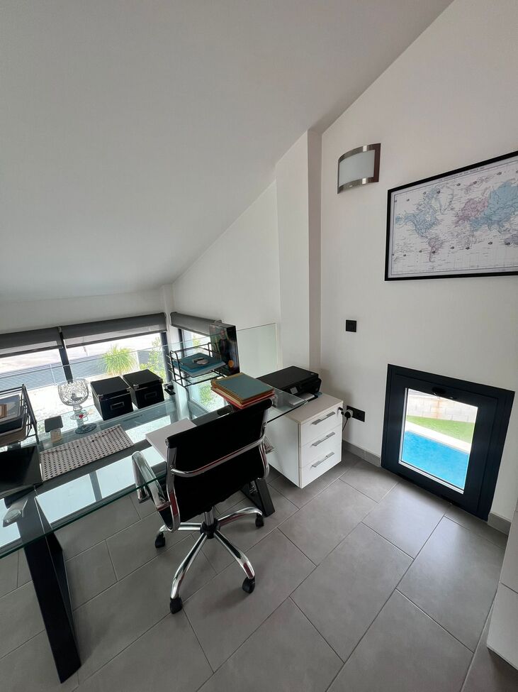 Living room in villa for sale in Santiago de la Ribera