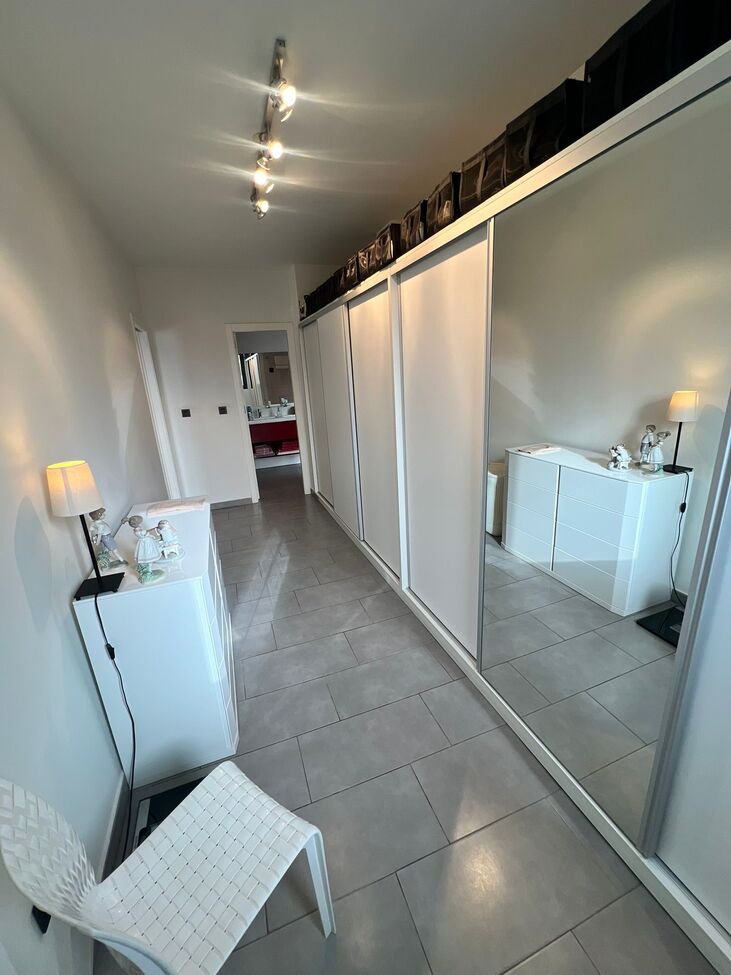 Master bedroom in villa for sale in Santiago de la Ribera