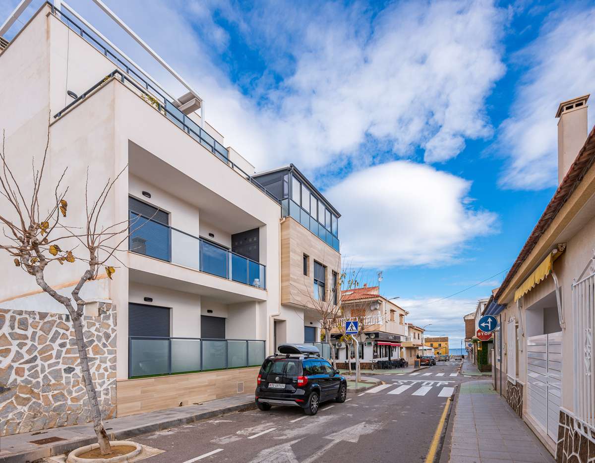 Bathroom in apartment for sale in Torre de La Horadada