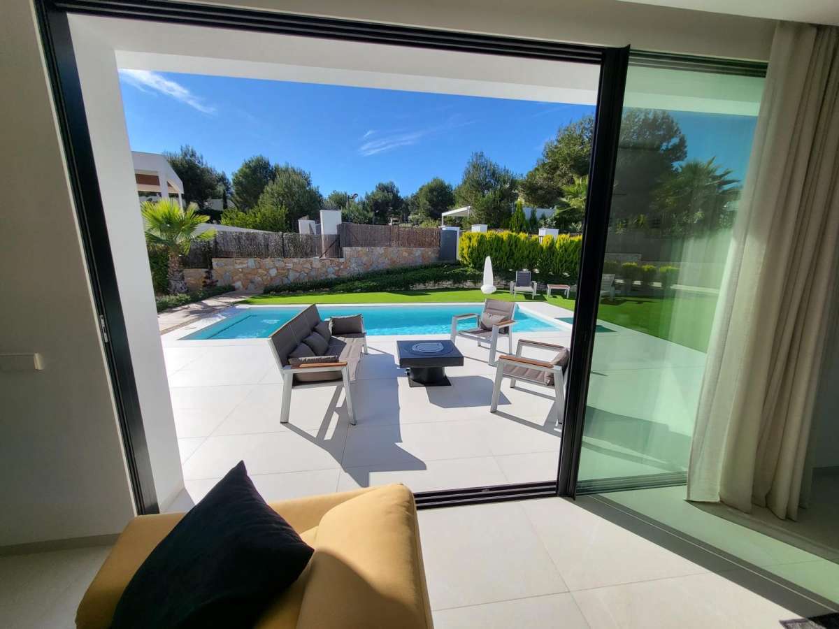 Terrace in villa for sale in Las Colinas Golf