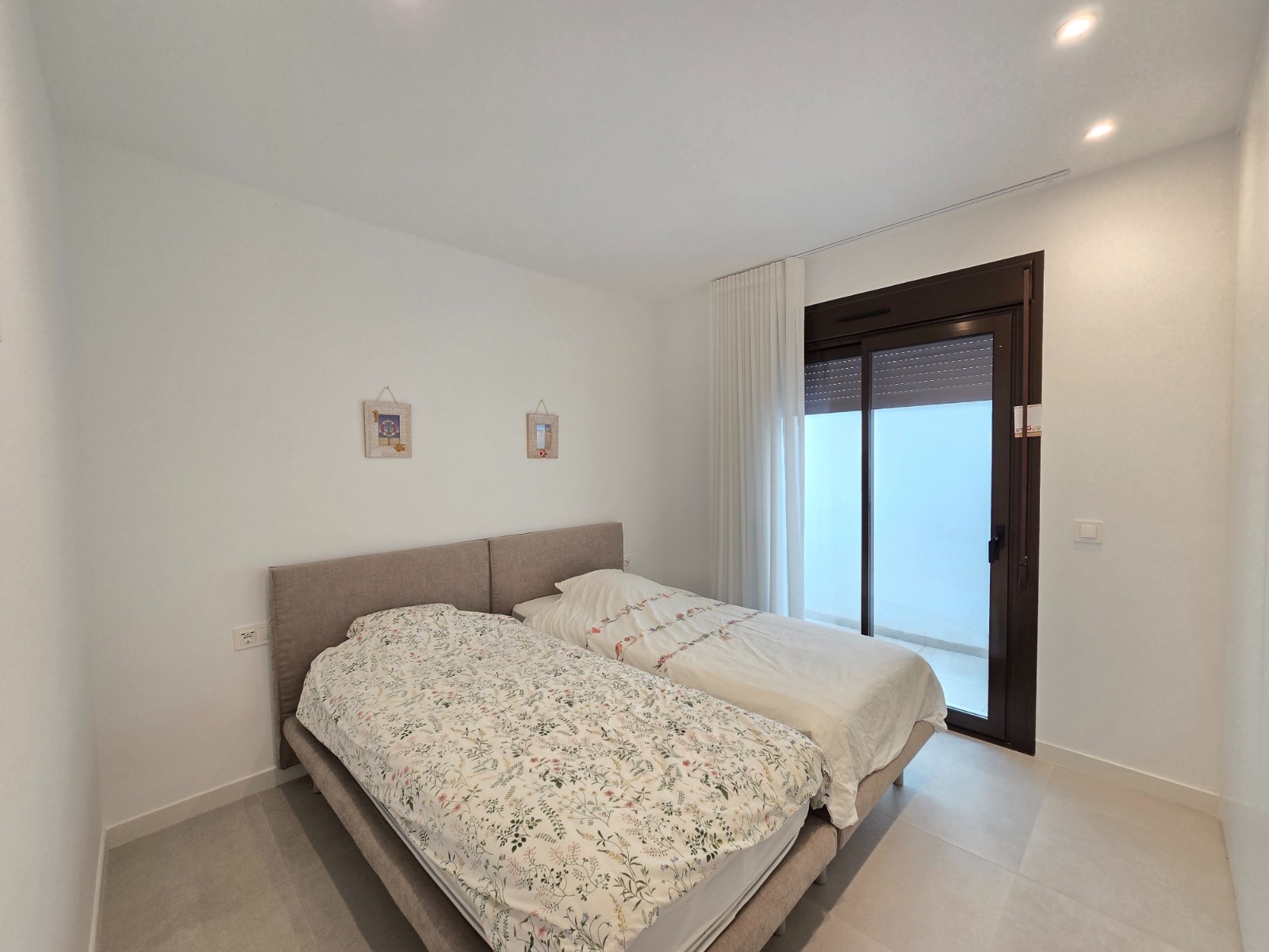 Bedroom in apartment for sale in Pilar de La Horadada