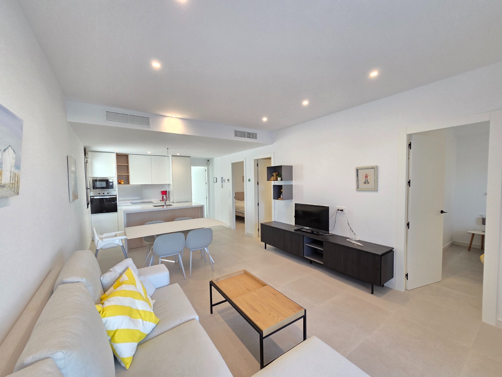 Bedroom in apartment for sale in Pilar de La Horadada