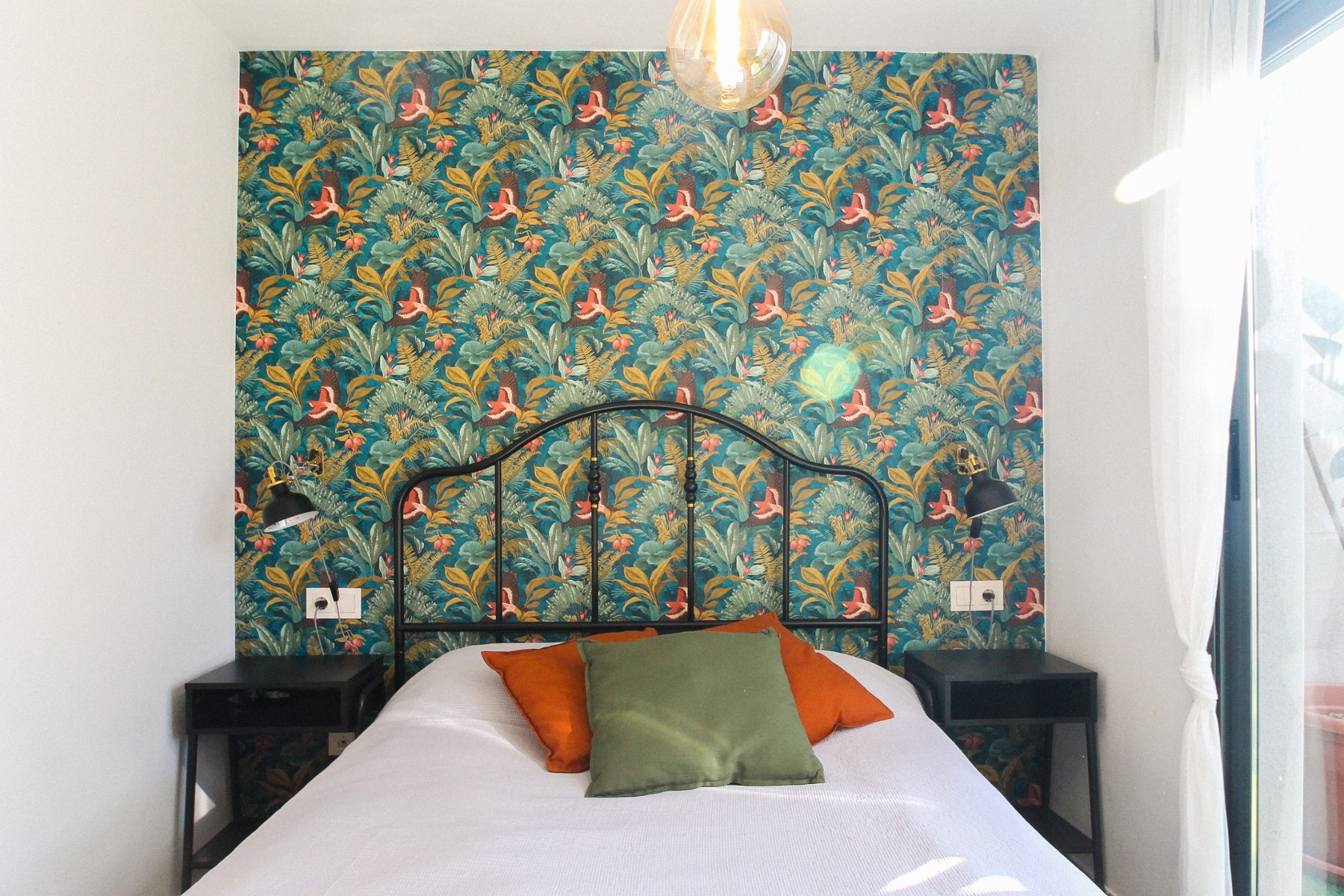 Master bedroom in penthouse for sale in Alicante