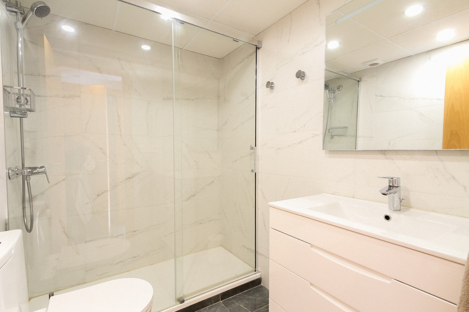Terrace in penthouse for sale in Alicante