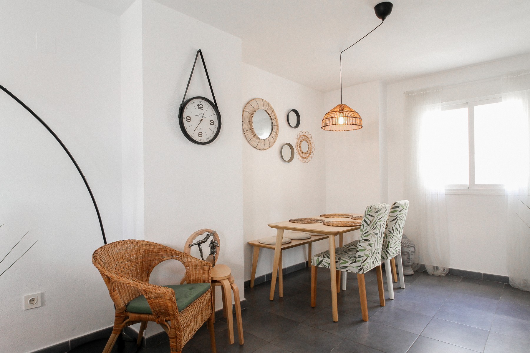 Living room in penthouse for sale in Alicante