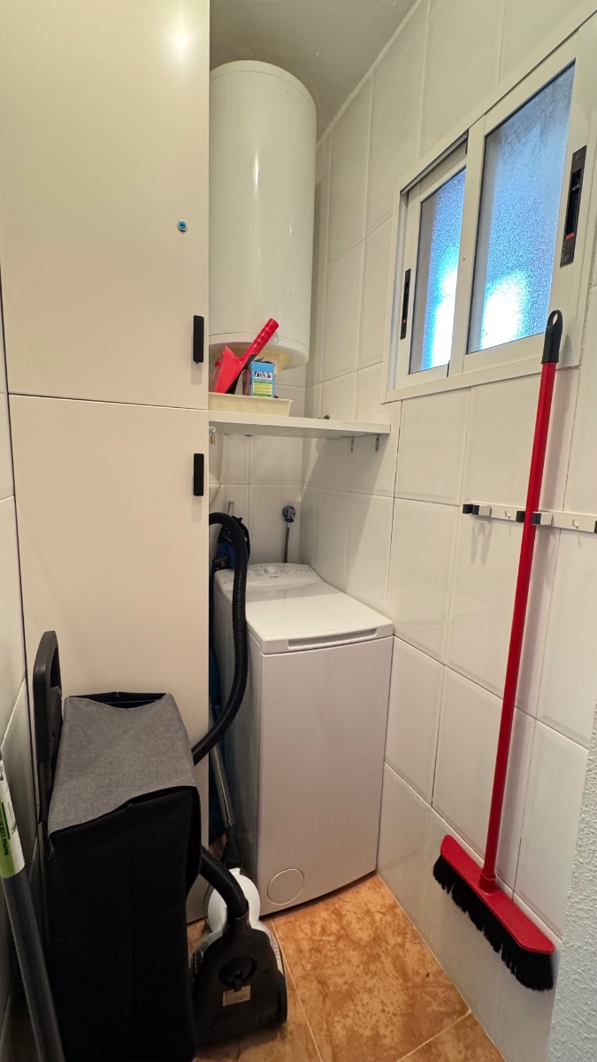 Master bedroom in apartment for sale in Torrevieja