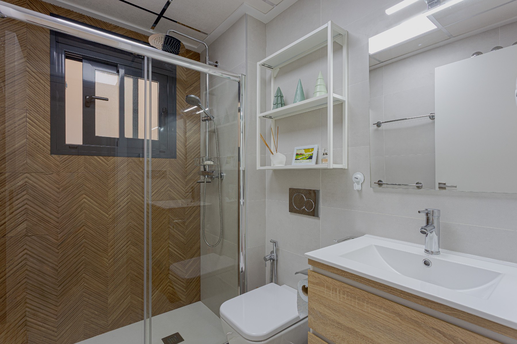 Kitchen in apartment for sale in Torrevieja