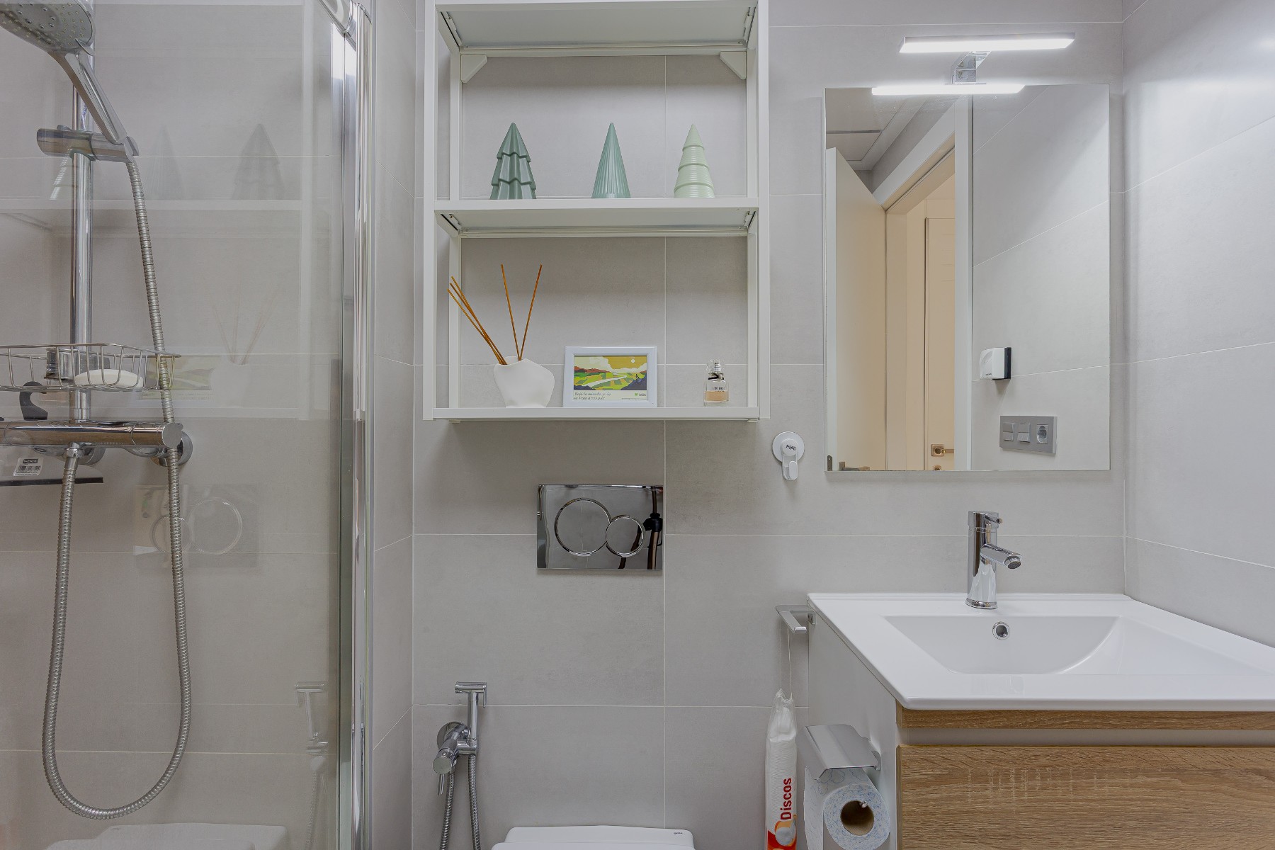 Master bedroom in apartment for sale in Torrevieja