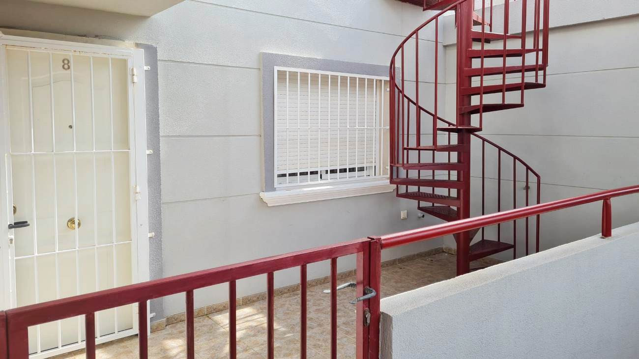 Master bedroom in penthouse for sale in Villamartin
