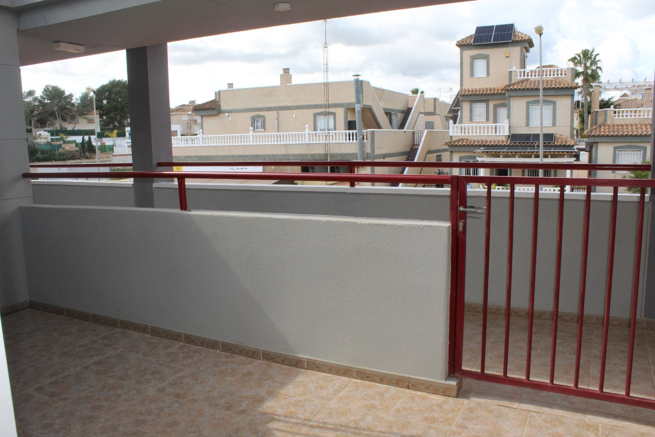 Bathroom in penthouse for sale in Villamartin