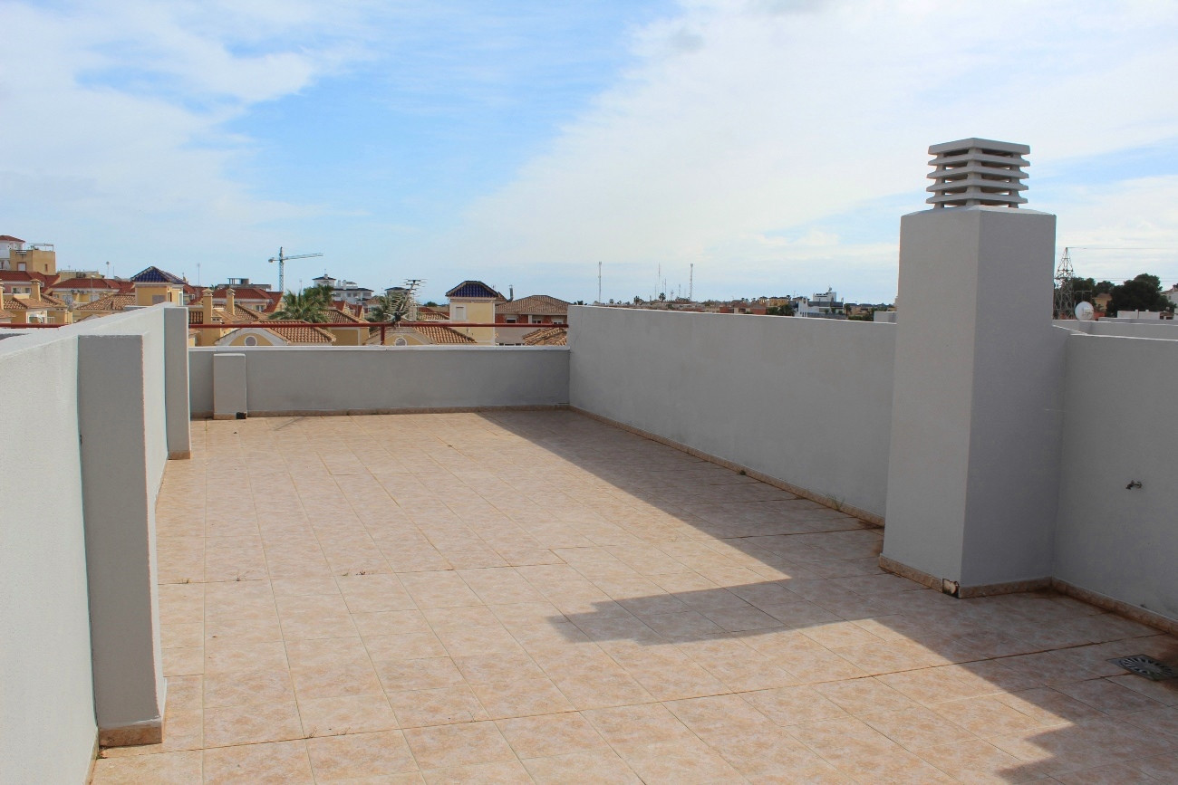 Terrace in penthouse for sale in Villamartin