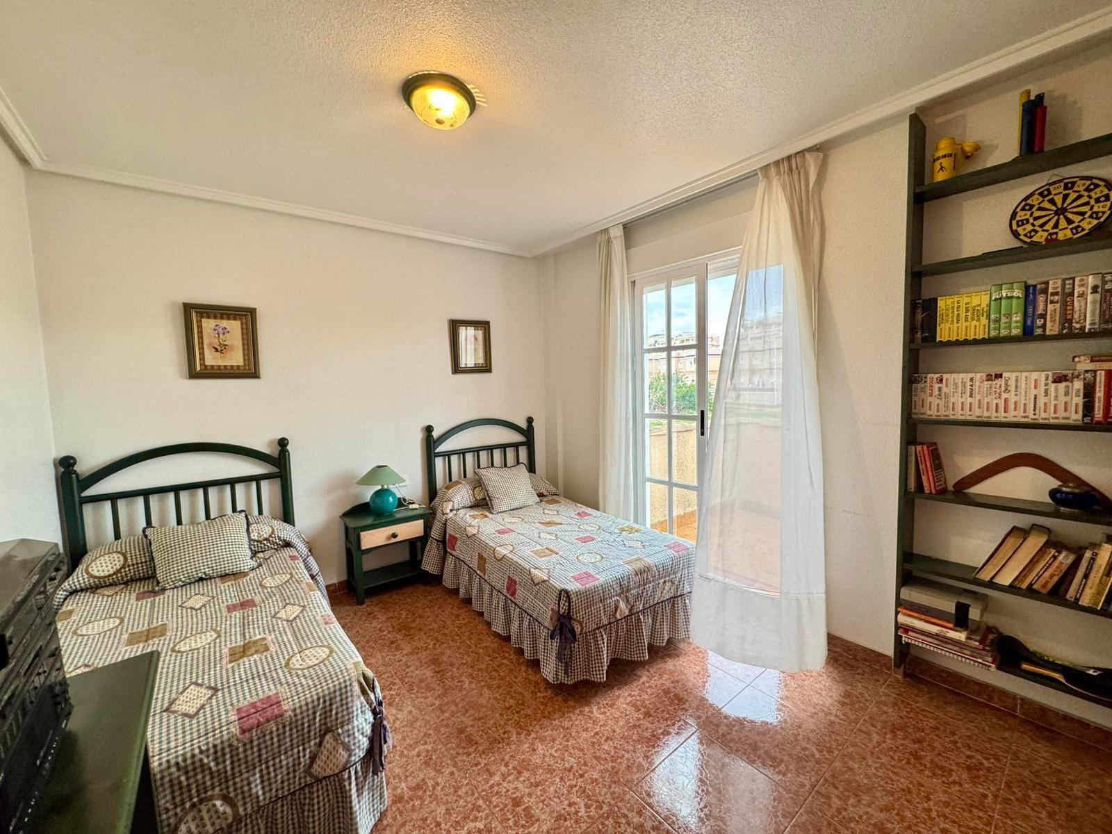 Bathroom in villa for sale in Torrevieja