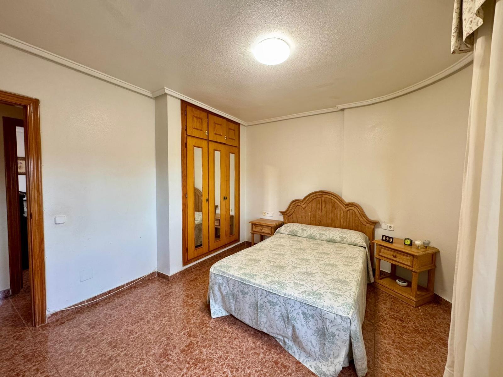 Bedroom in villa for sale in Torrevieja