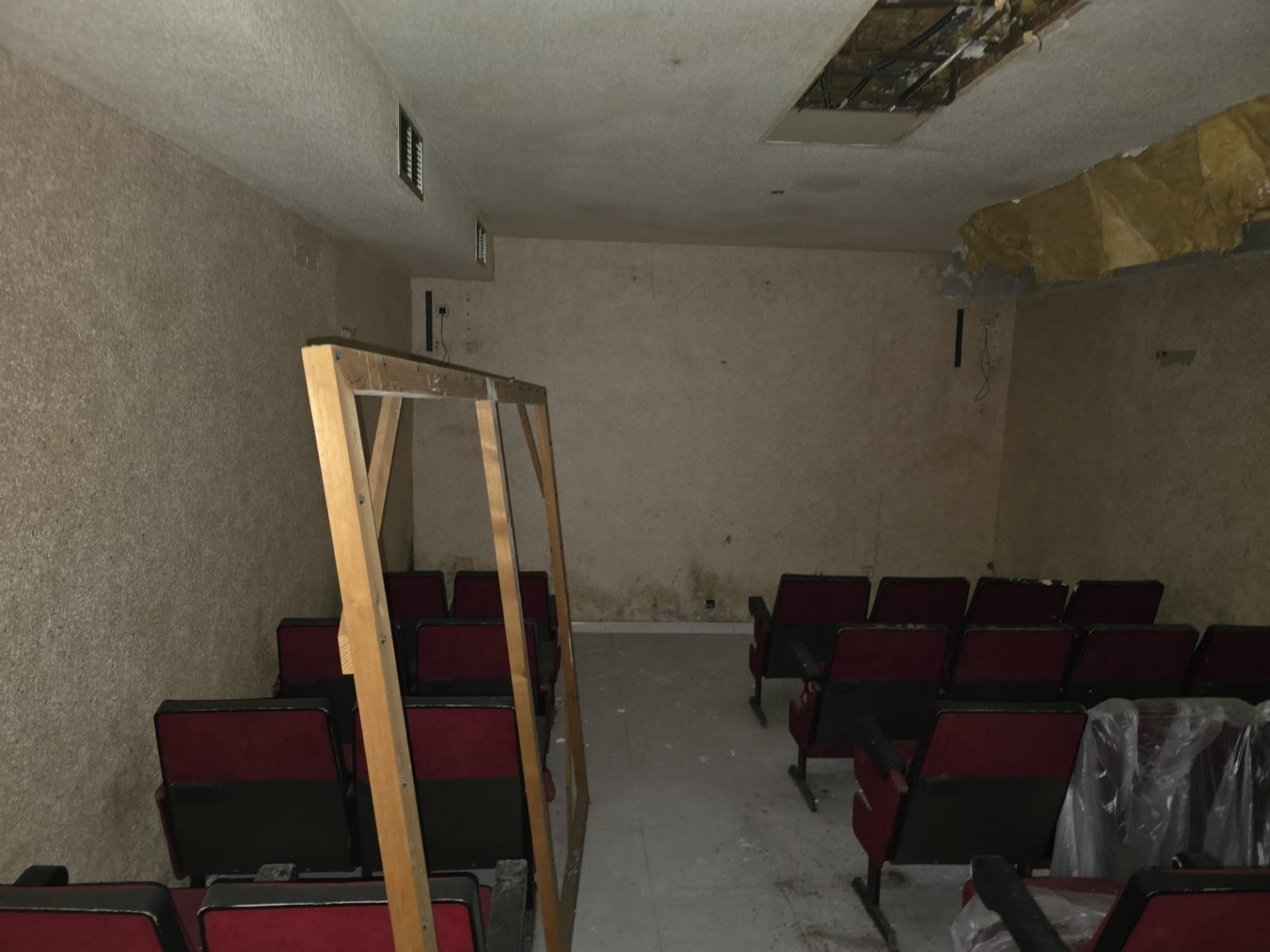 Kitchen in commercial for sale in Torrevieja