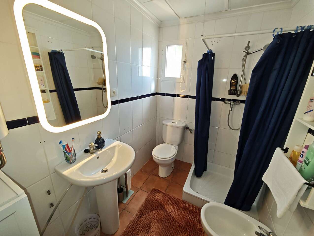 Bathroom in terraced for sale in Yecla