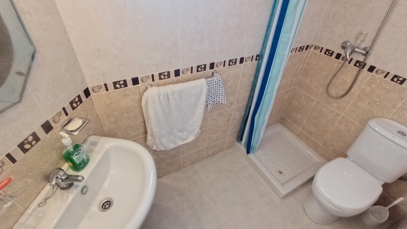 Master bedroom in apartment for sale in Sucina