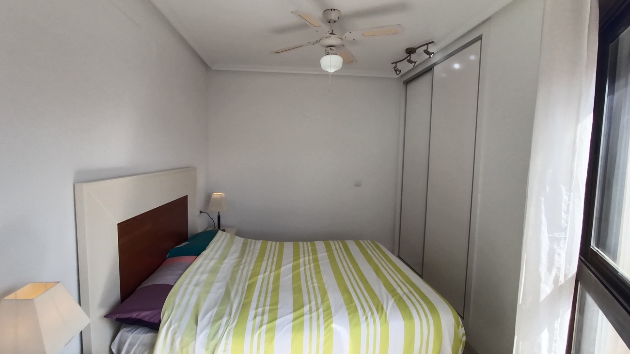 Bedroom in apartment for sale in Sucina