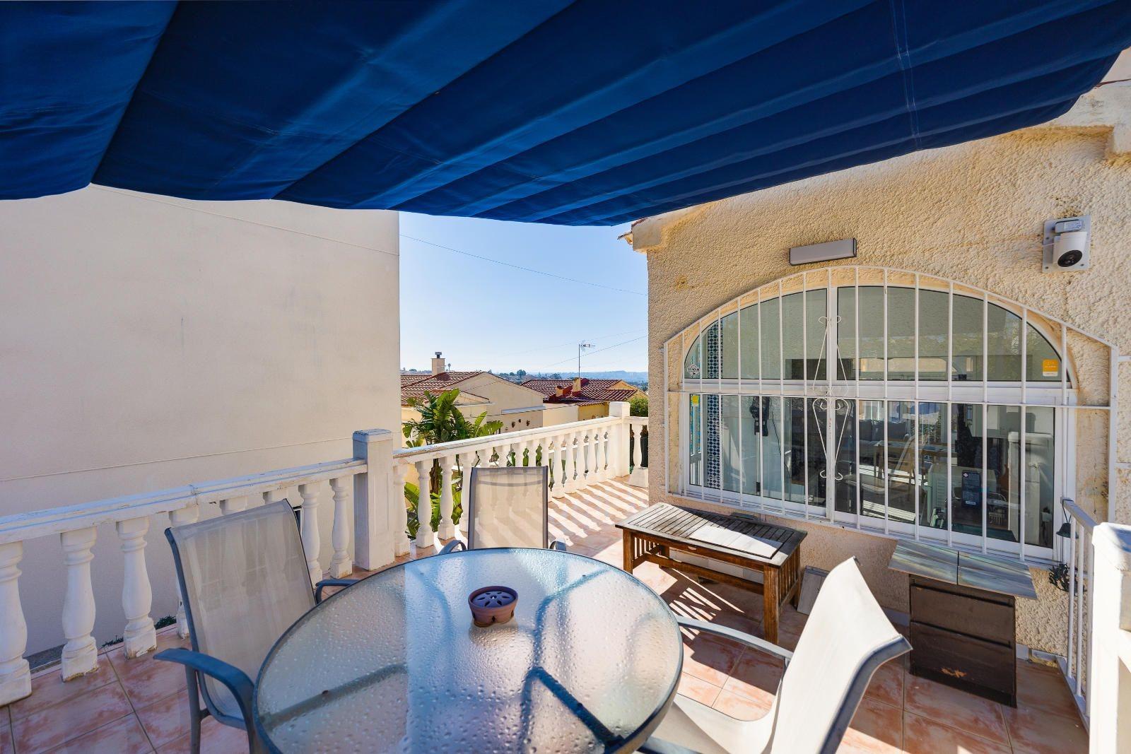 Bedroom in villa for sale in San Fulgencio