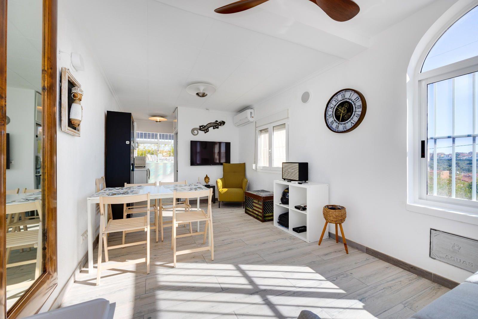 Garden in villa for sale in San Fulgencio