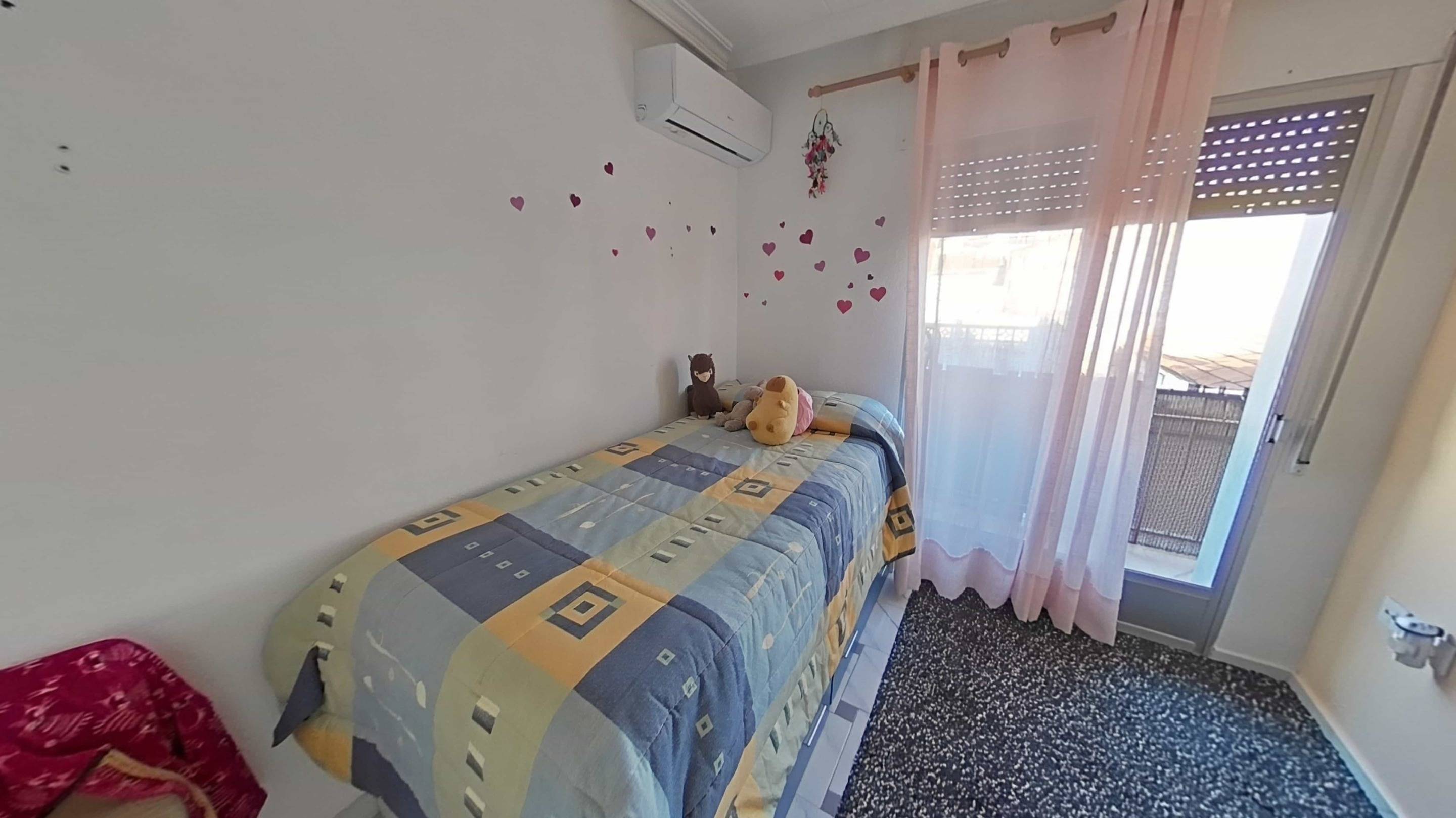 Garden in penthouse for sale in Pilar de La Horadada