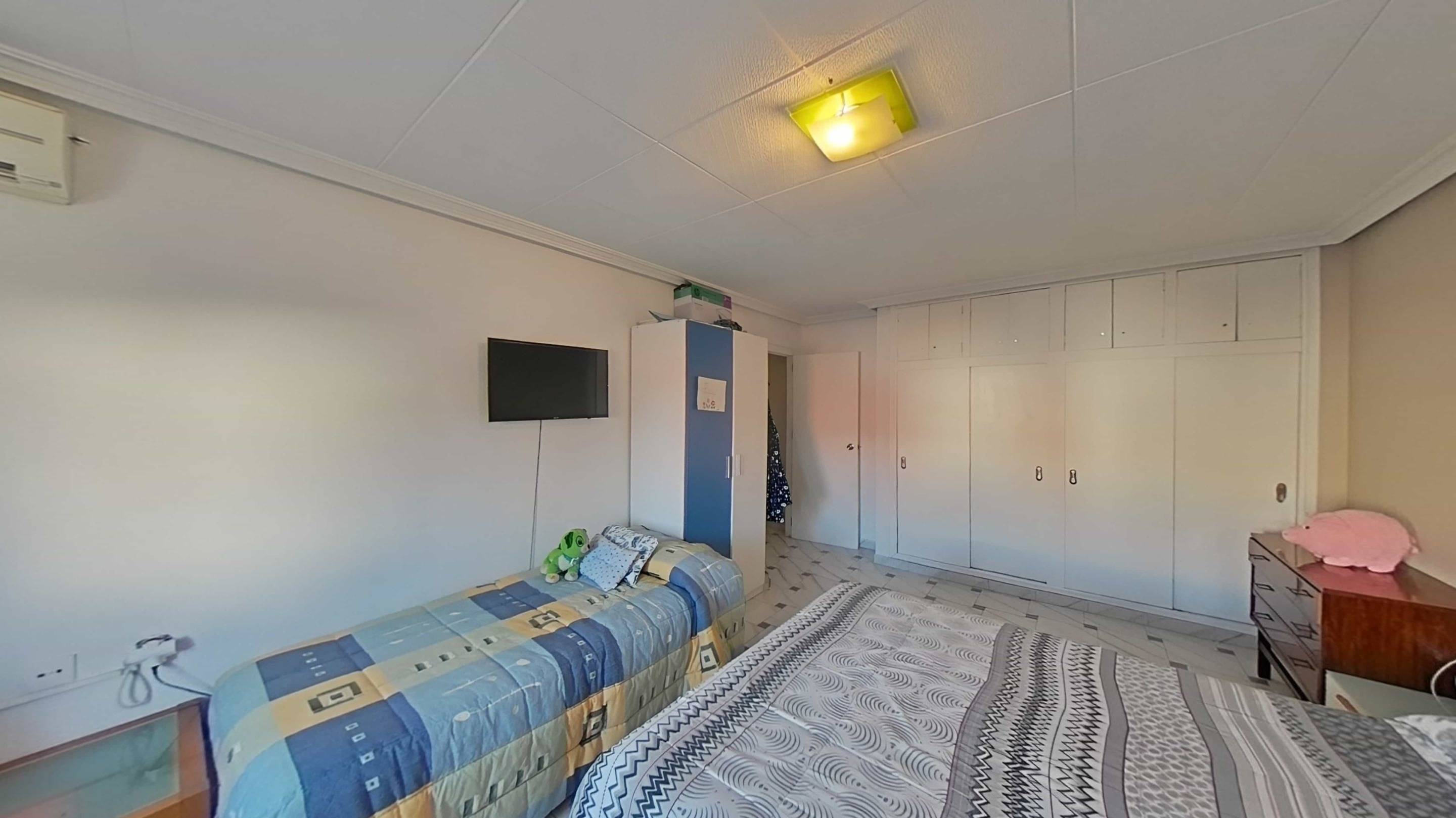 Master bedroom in penthouse for sale in Pilar de La Horadada