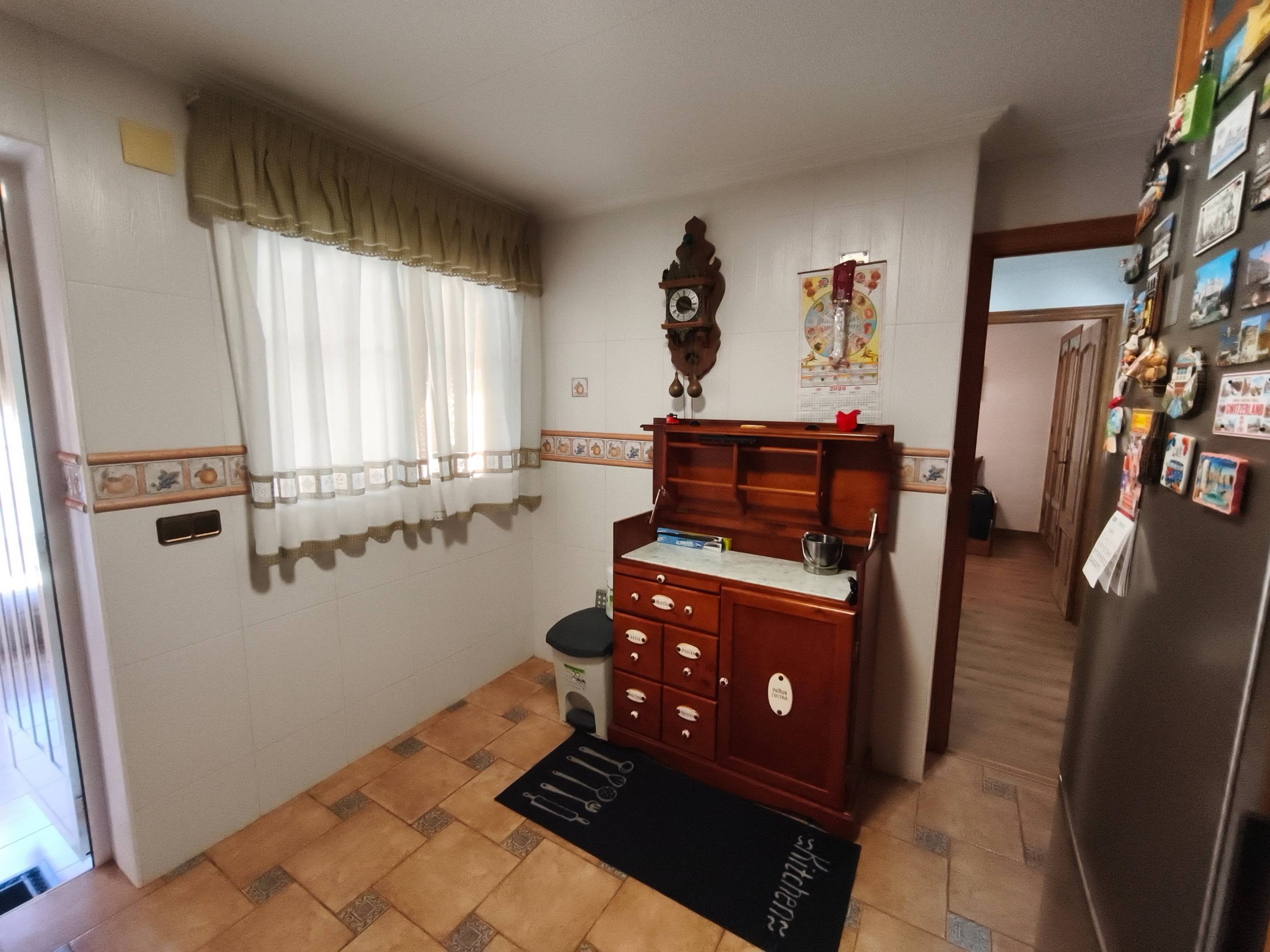Master bedroom in villa for sale in Torrevieja