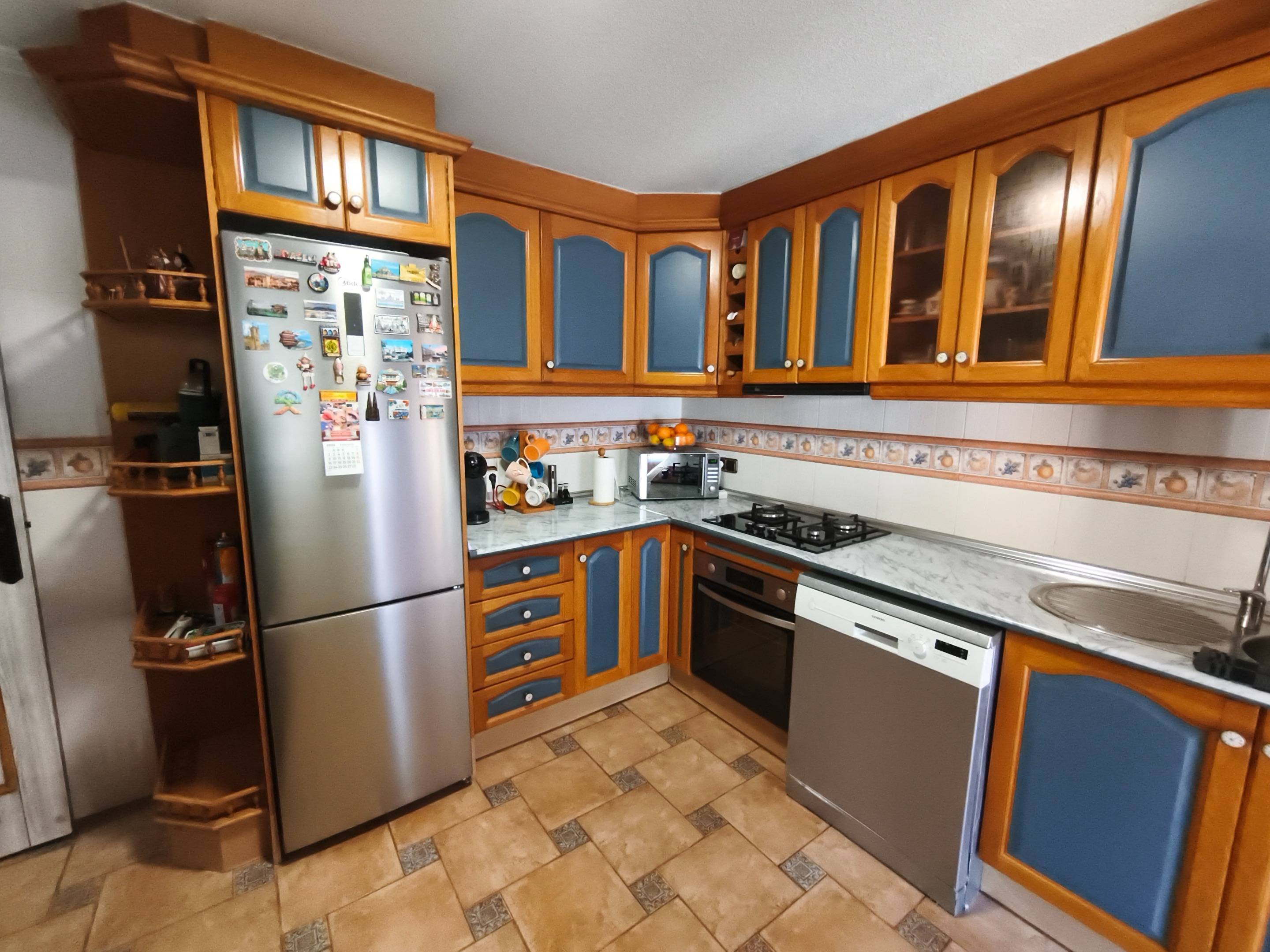 Bedroom in villa for sale in Torrevieja