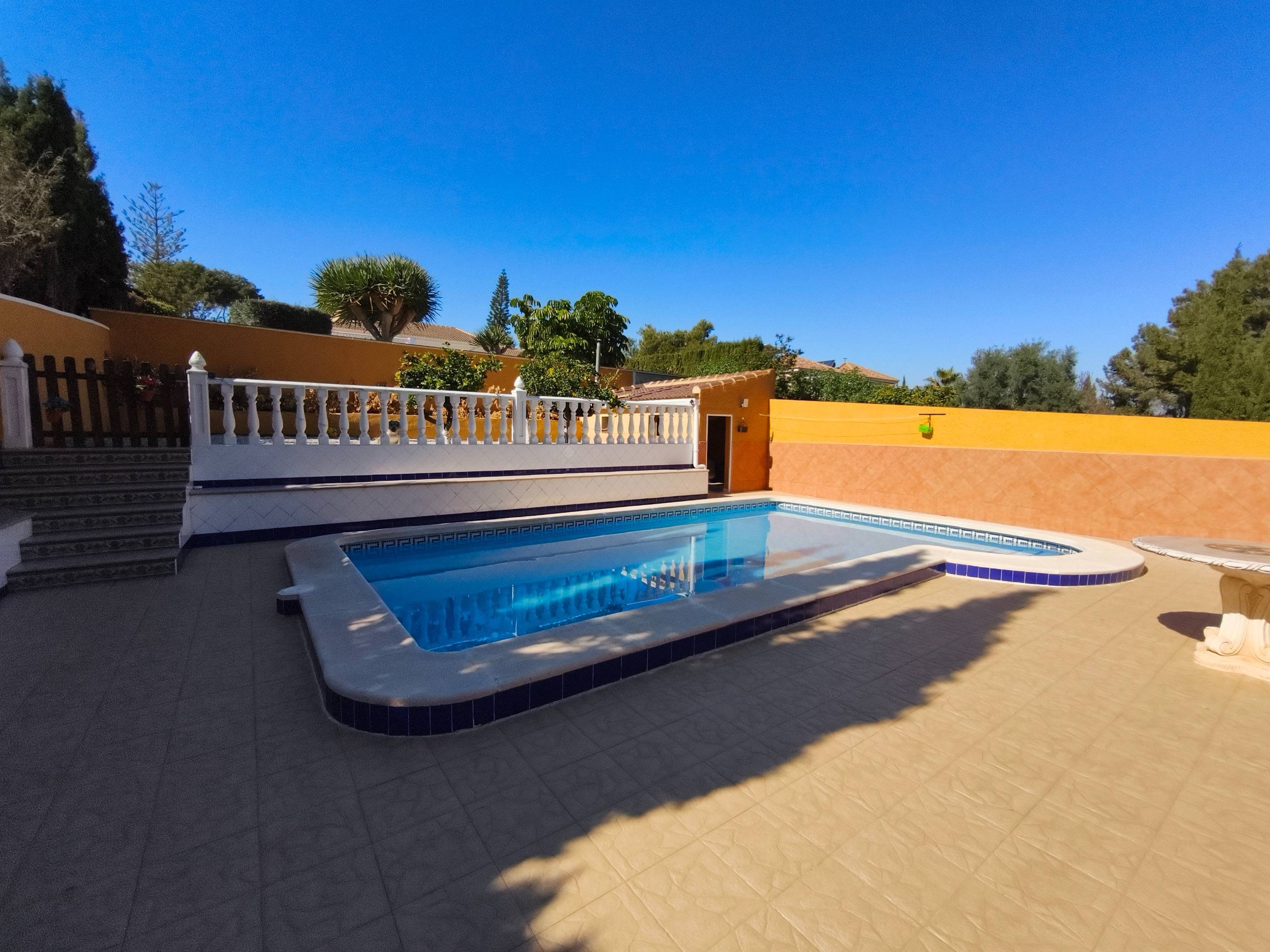 Living room in villa for sale in Torrevieja