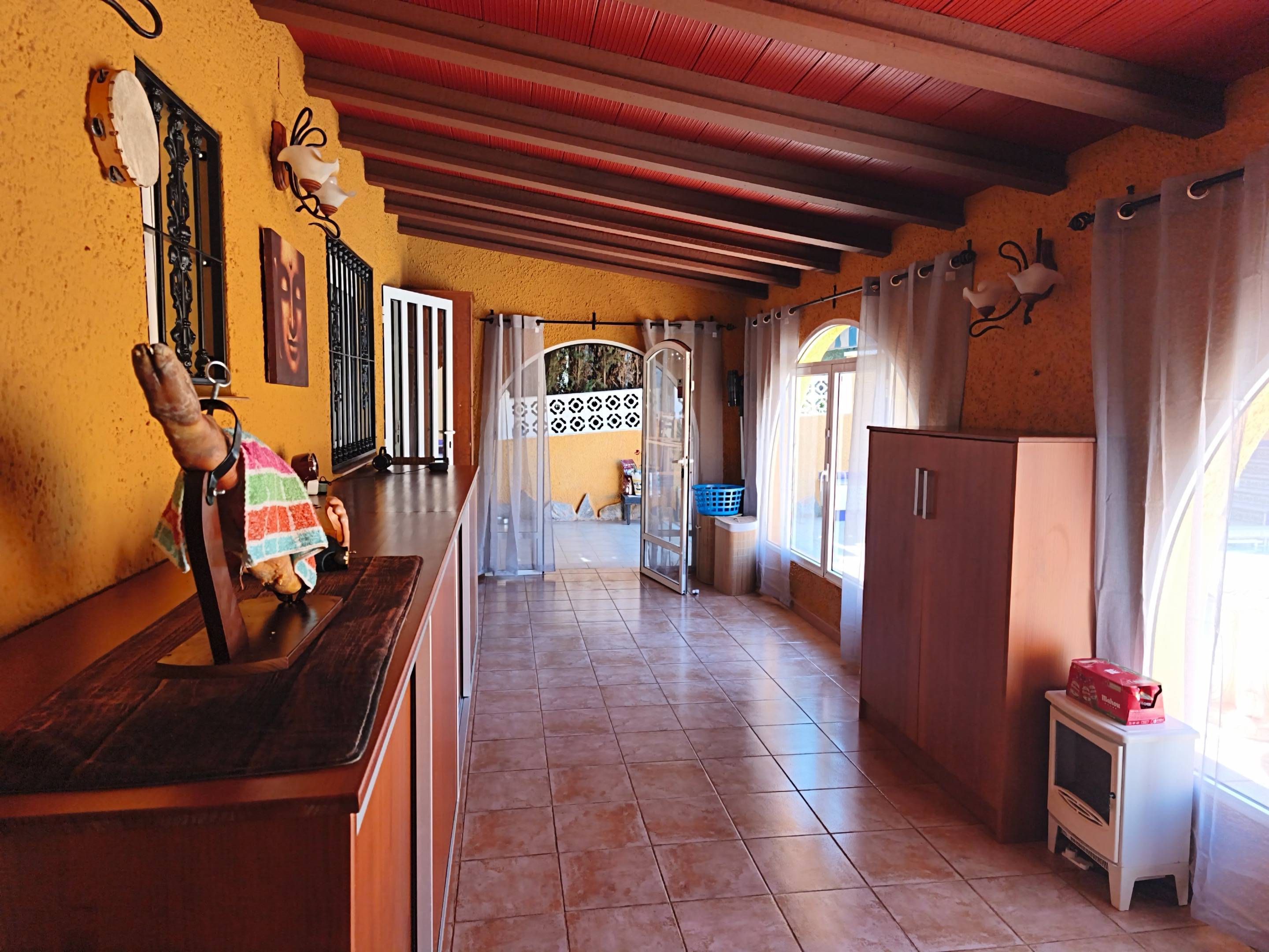 Bedroom in villa for sale in Torrevieja