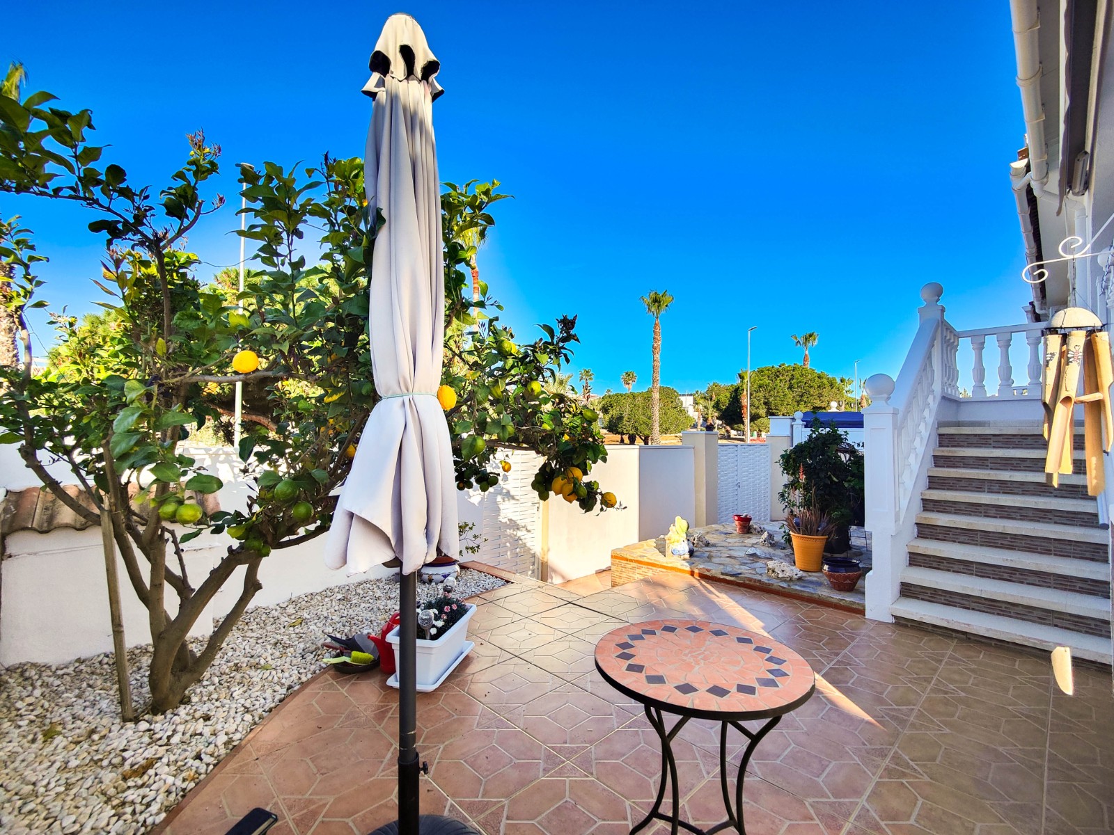 Garden in villa for sale in Ciudad Quesada